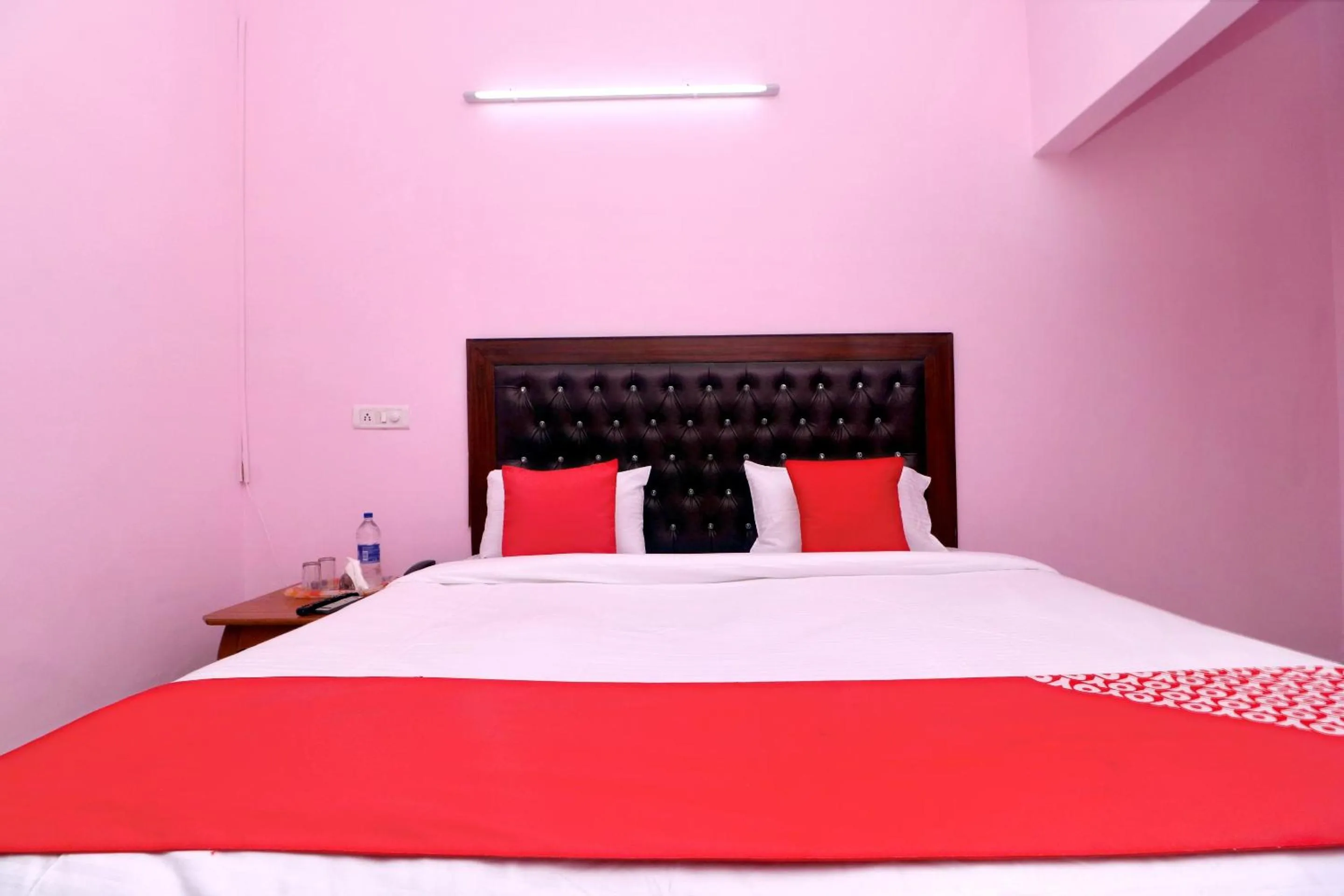 Bedroom in Hotel O Simran