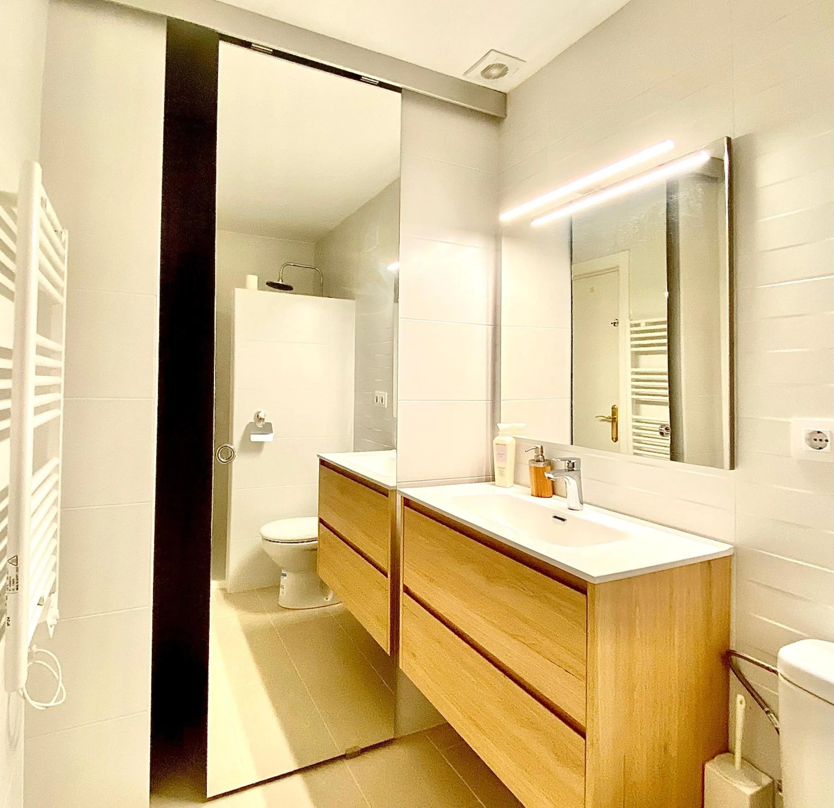 Shower in Sun pool duplex apartment by HLCLUB Agency