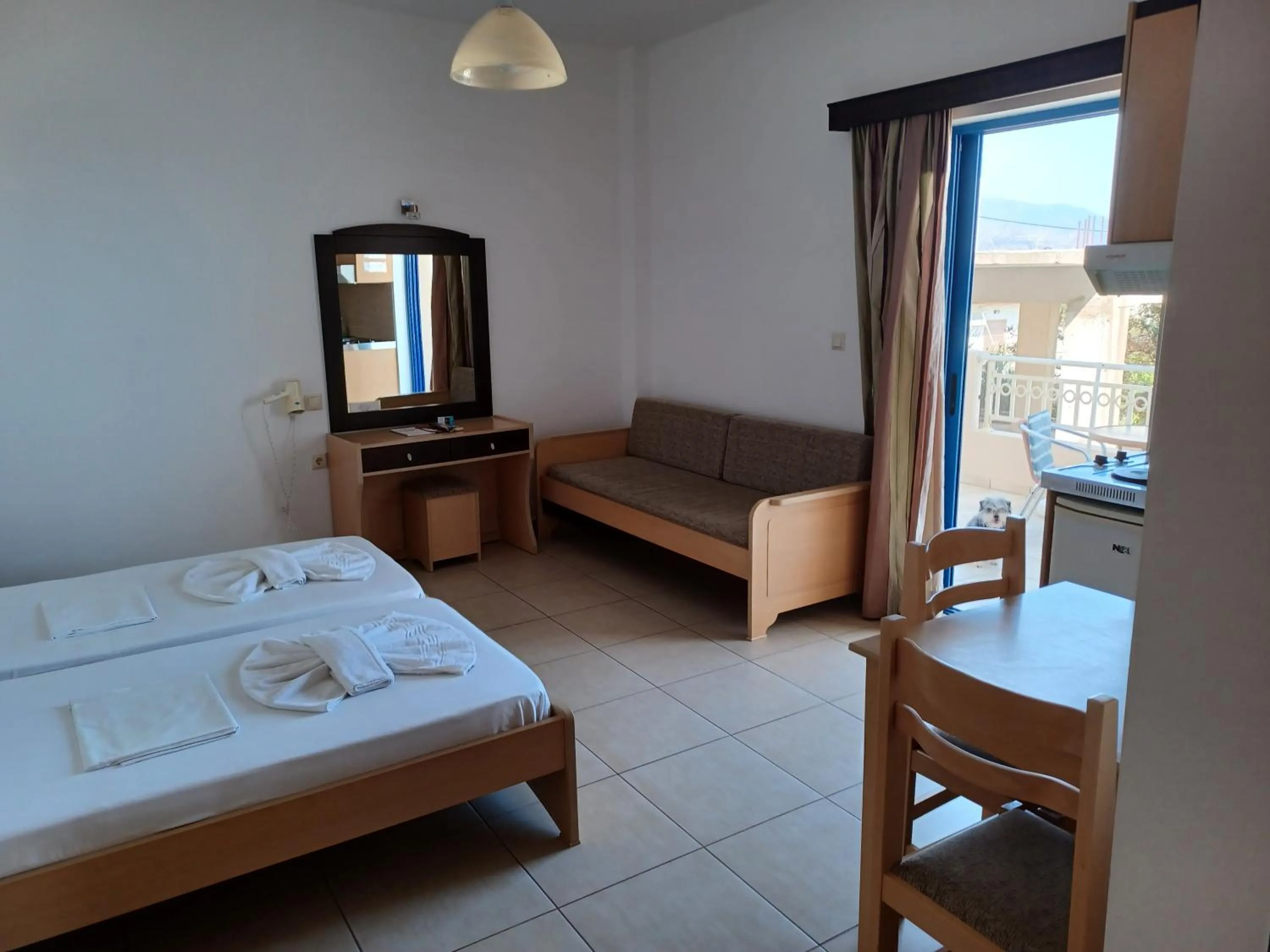 Bed in Yiorgos Studios