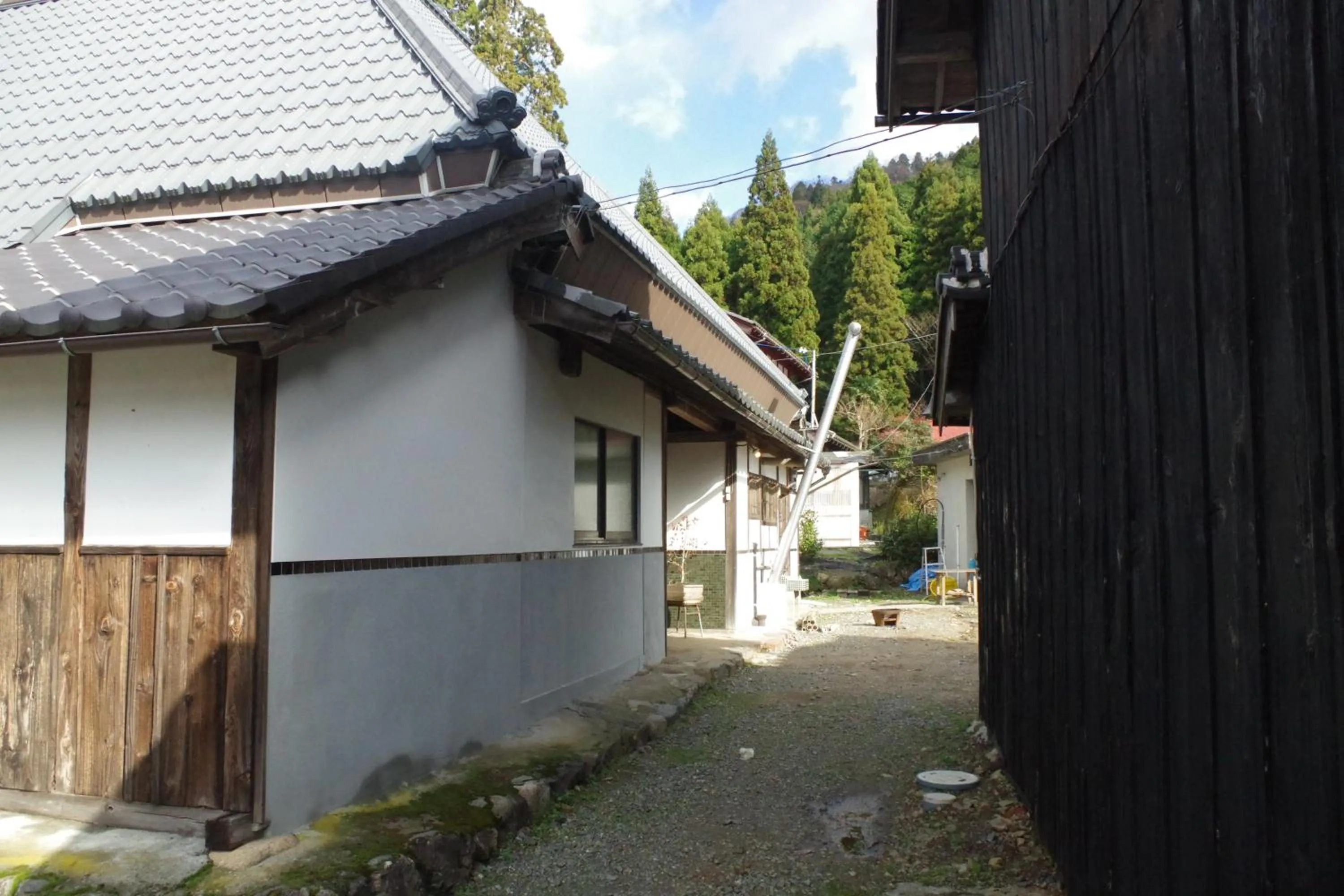 Property building in Taraichitei