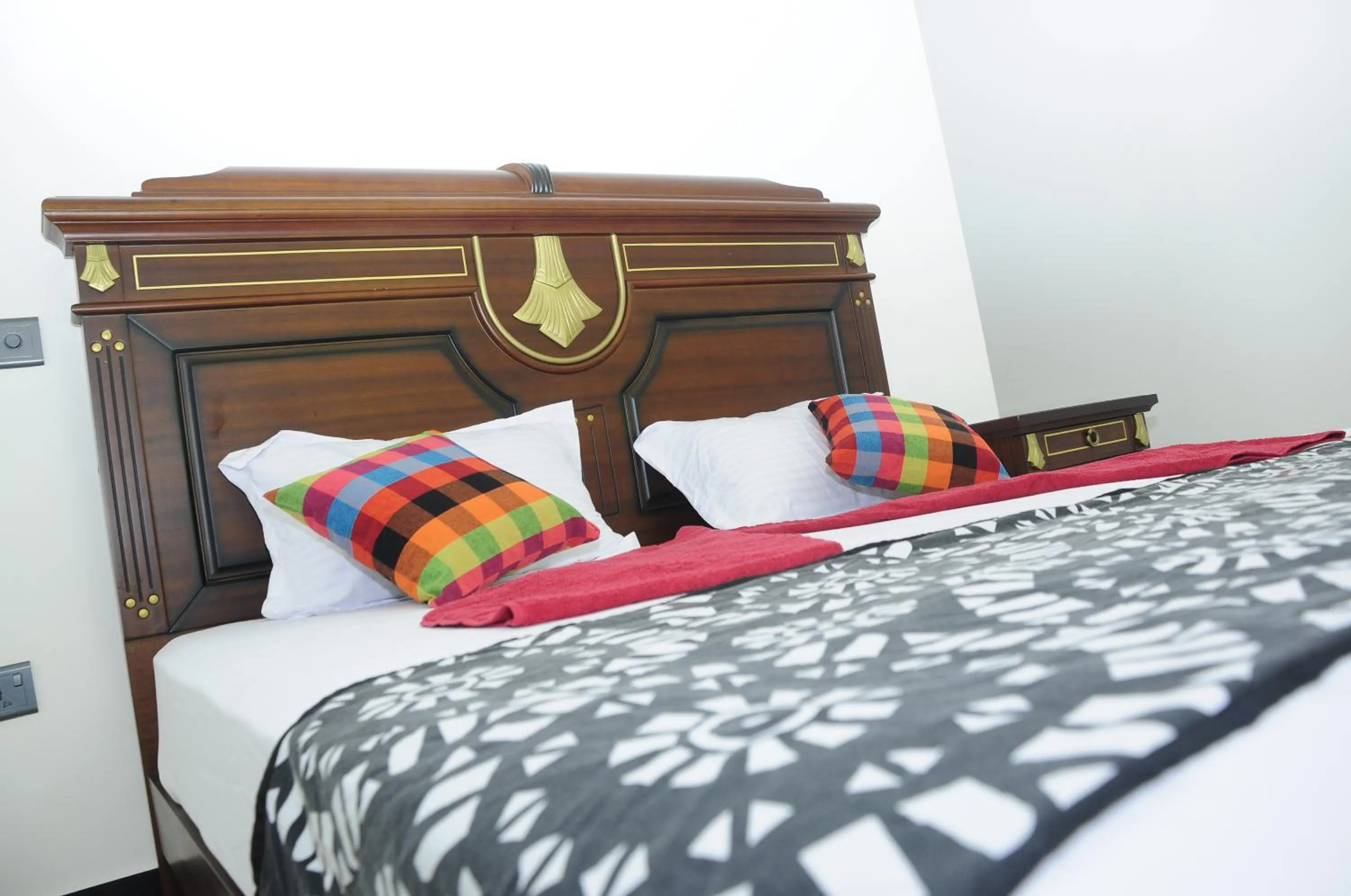 Bed in Talalla 170 Villa