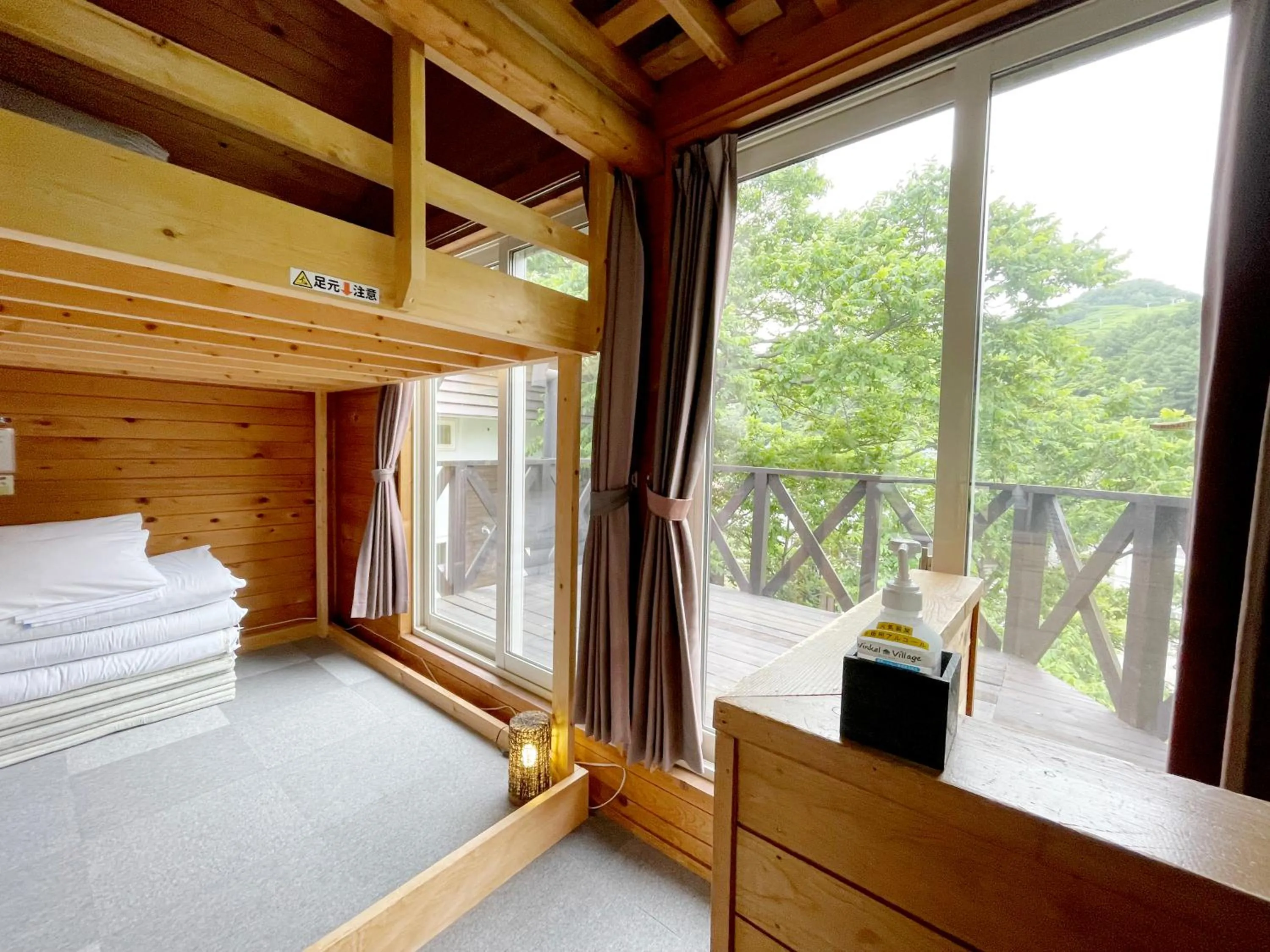 Bedroom, Bed in Winkel Village