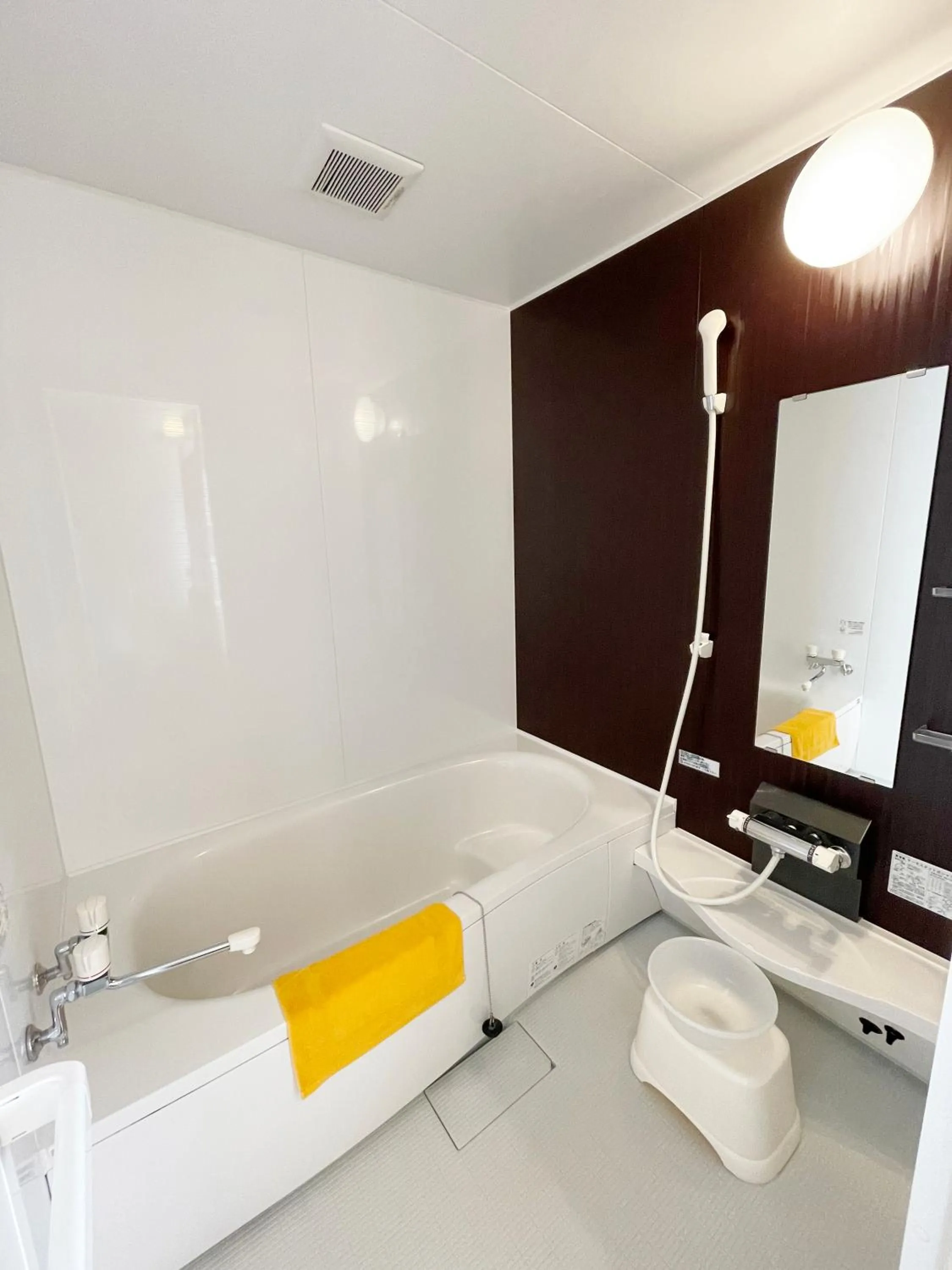 Shower in Winkel Village