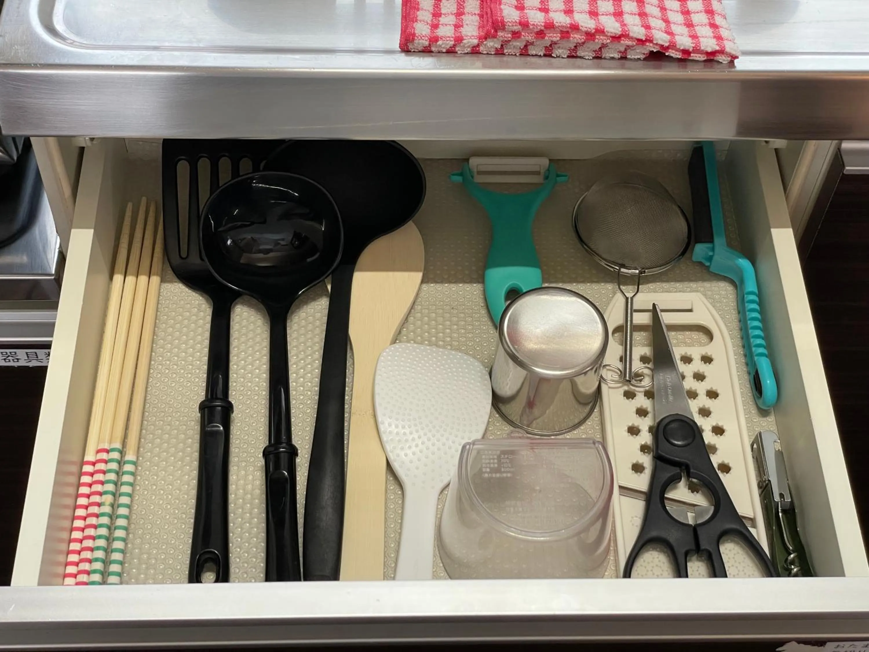 Kitchen or kitchenette in Winkel Village