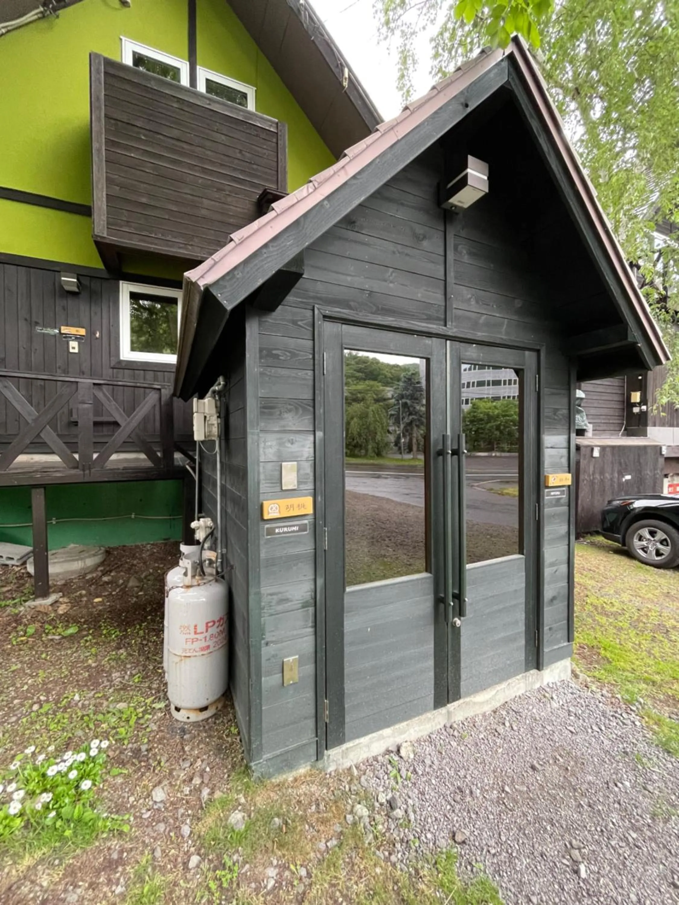 Facade/entrance in Winkel Village