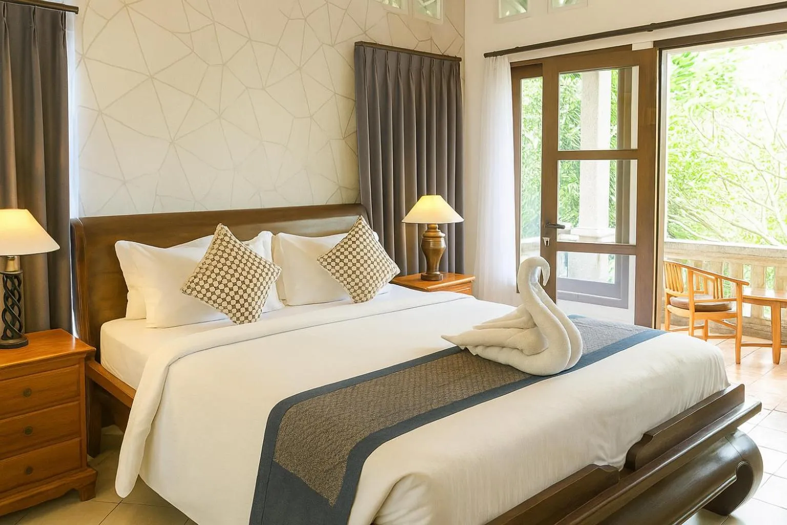 Bed in The Kanjeng Signature Sidemen