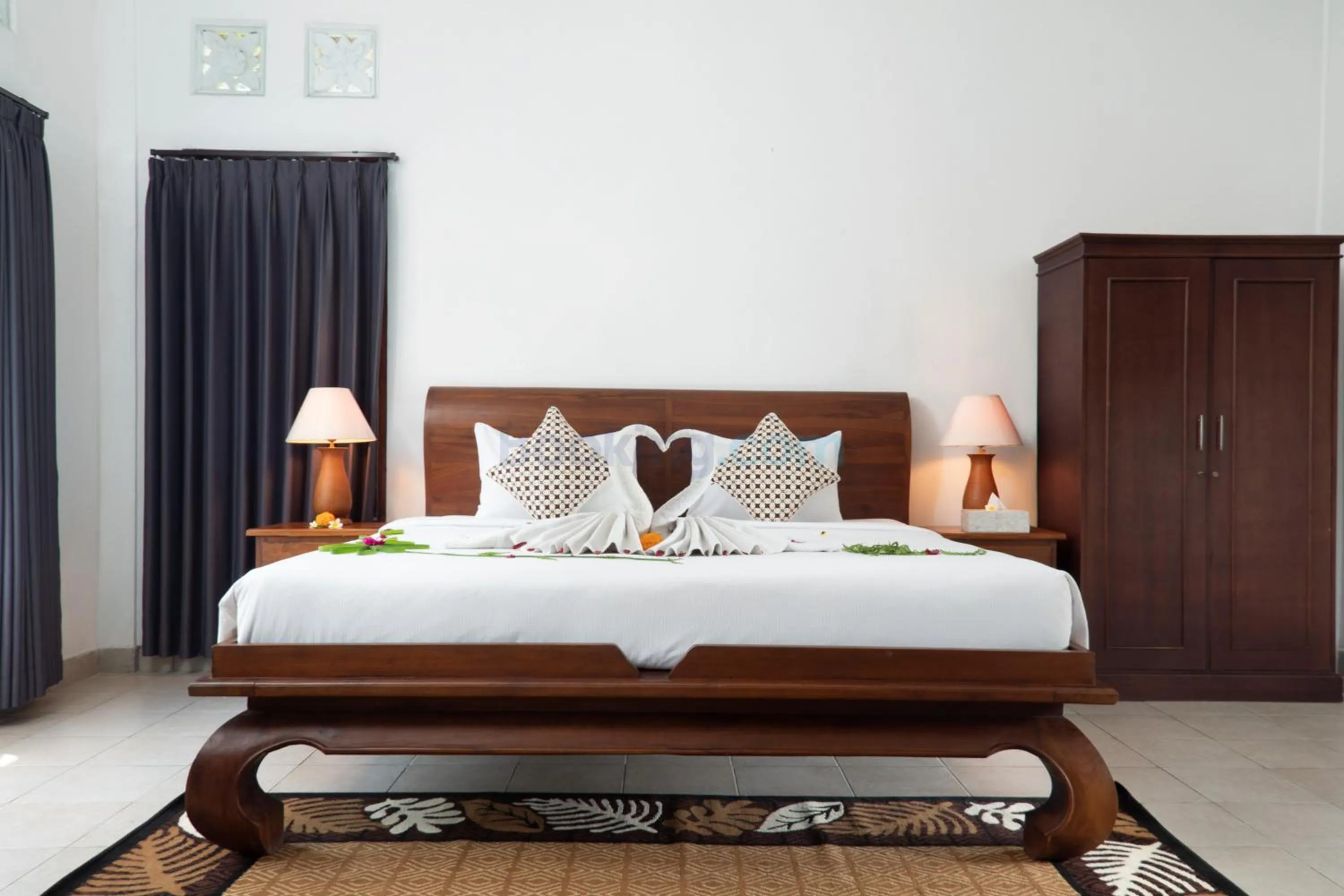 Bed in The Kanjeng Signature Sidemen