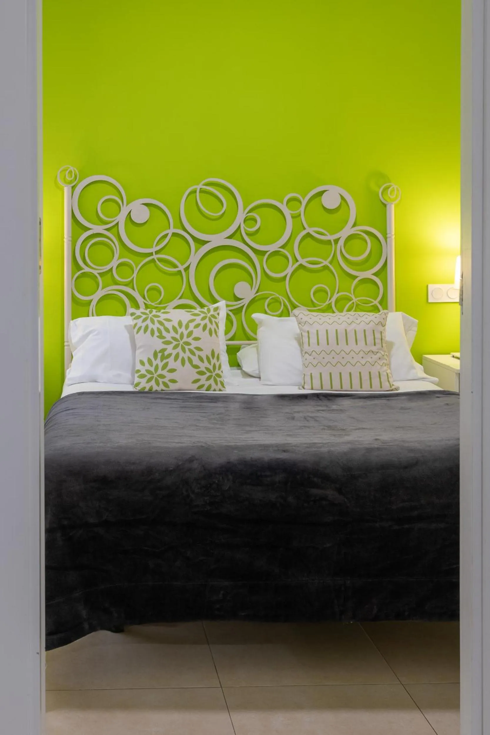 Bedroom, Bed in Reservaloen Plaza del Salvador