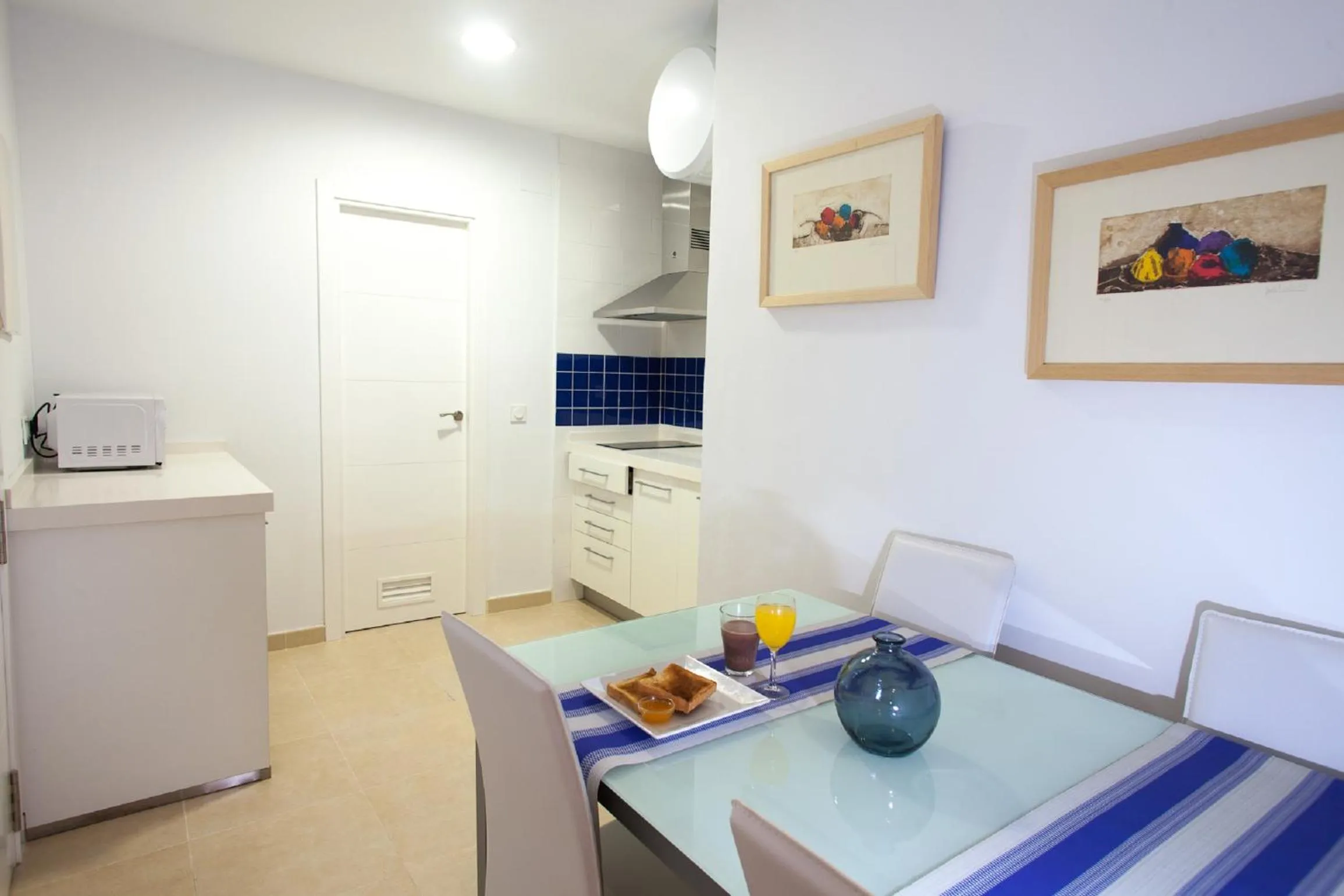 Kitchen or kitchenette in Reservaloen Plaza del Salvador