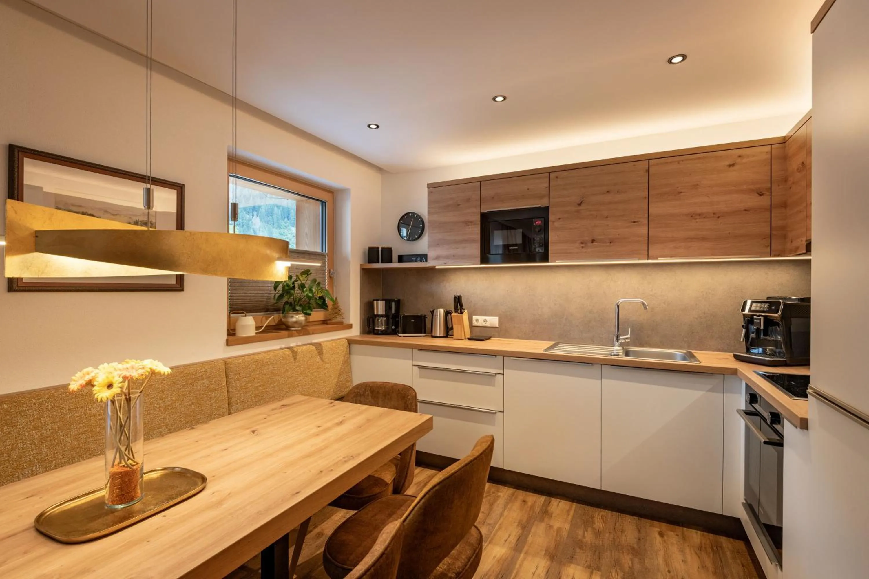 Three-Bedroom Apartment in Appartements ALMA