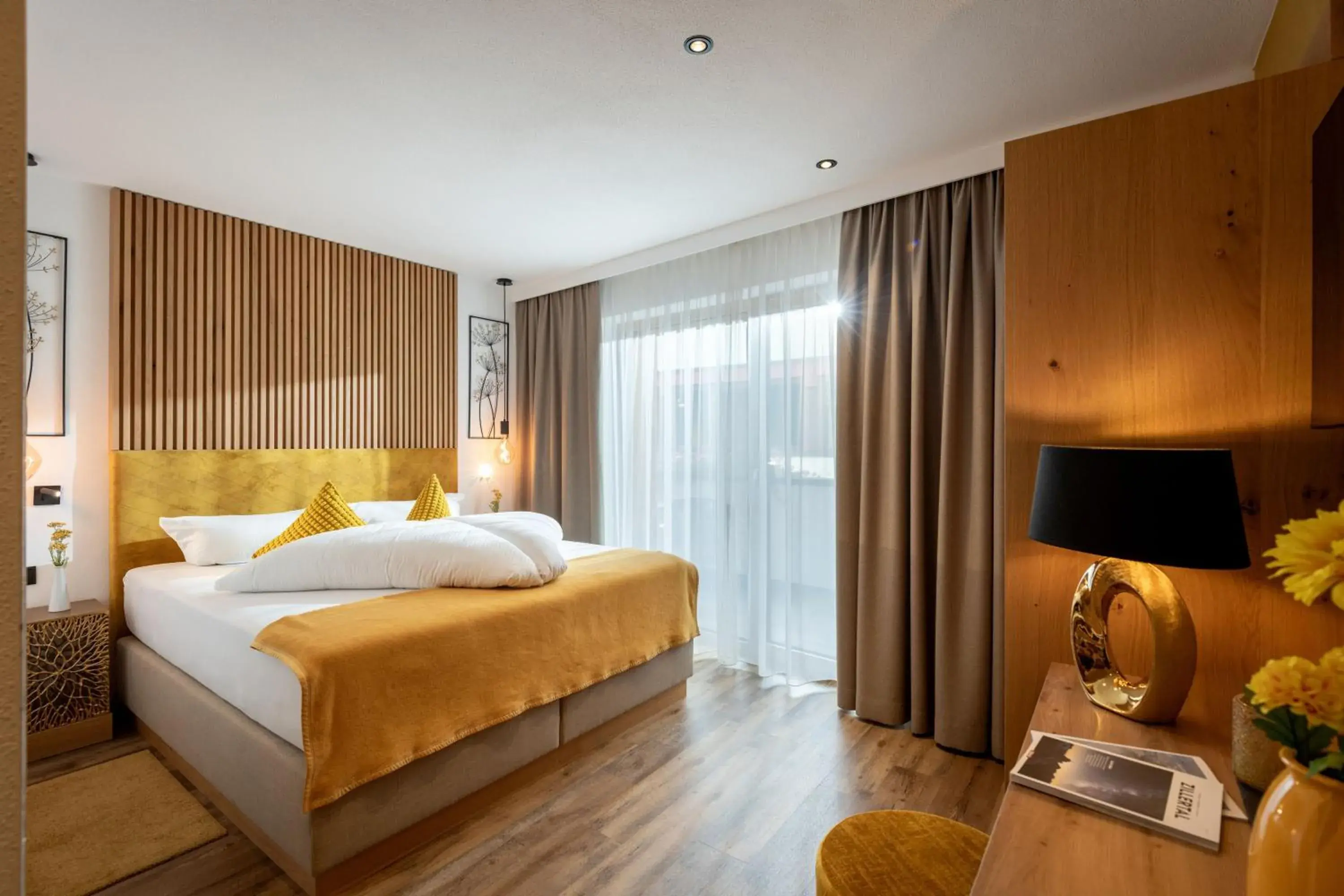Three-Bedroom Apartment in Appartements ALMA Three-Bedroom Apartment in Appartements ALMA