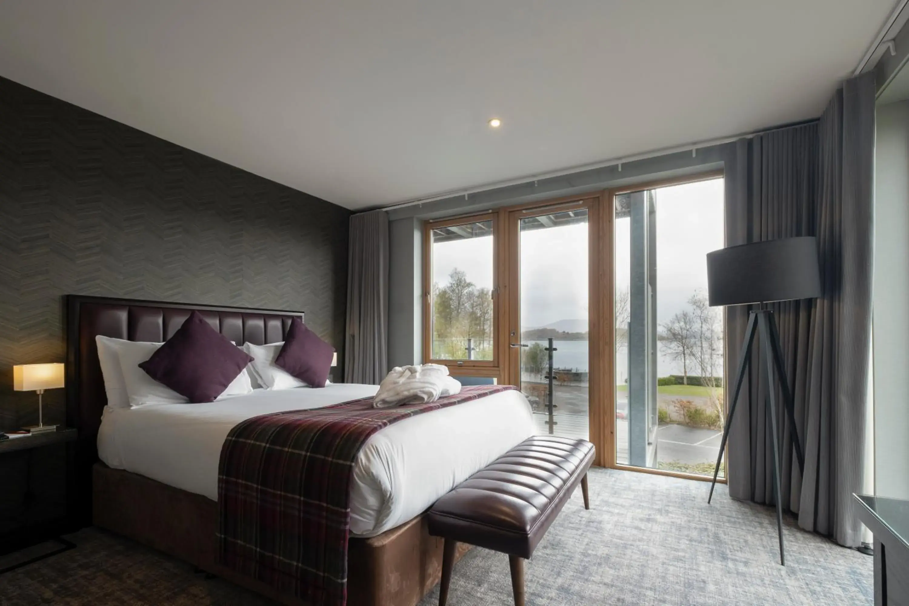 Two-Bedroom Suite in The Lodge On Loch Lomond Hotel Two-Bedroom Suite in The Lodge On Loch Lomond Hotel