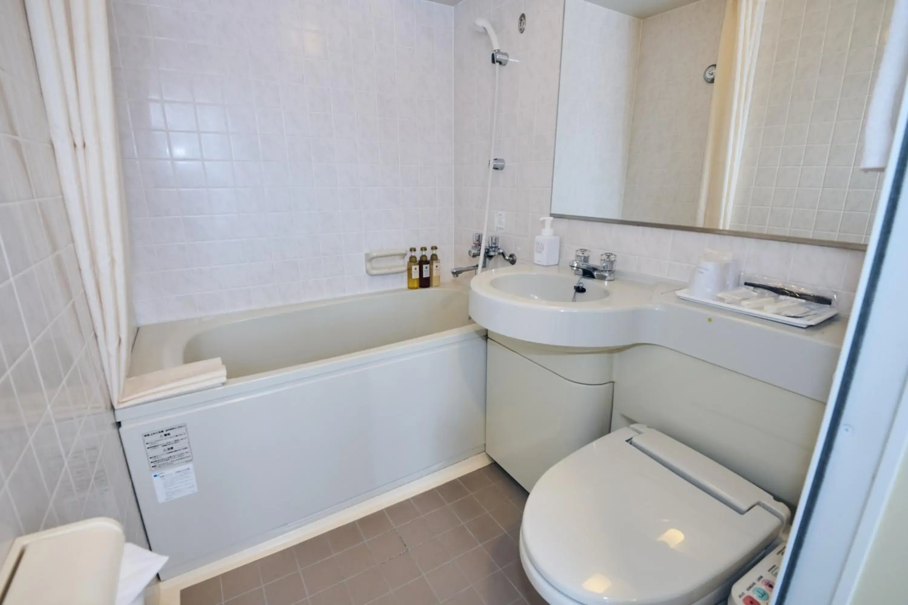 Photo of the whole room in Hotel Lexton Kagoshima Photo of the whole room in Hotel Lexton Kagoshima