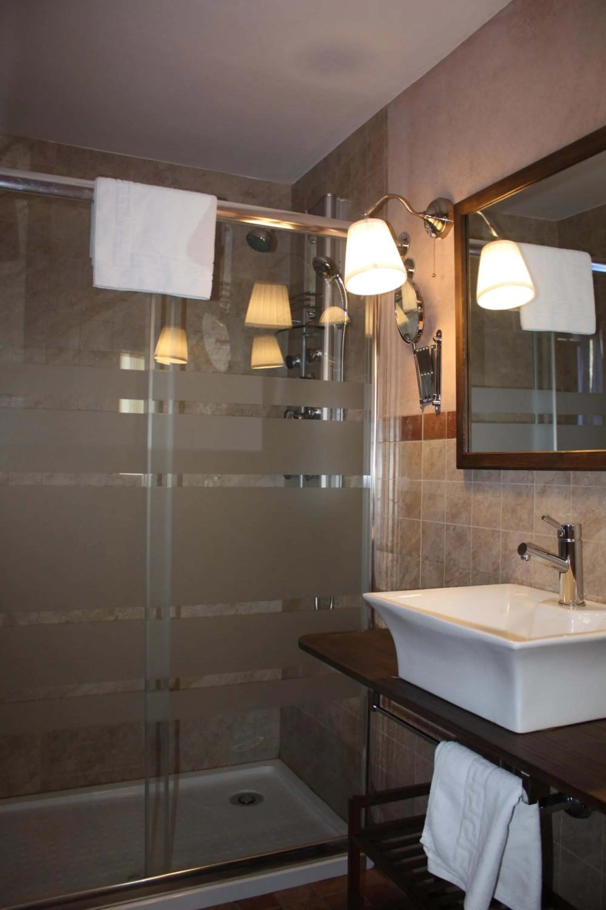 Bathroom in Hotel Mesón del Gallo