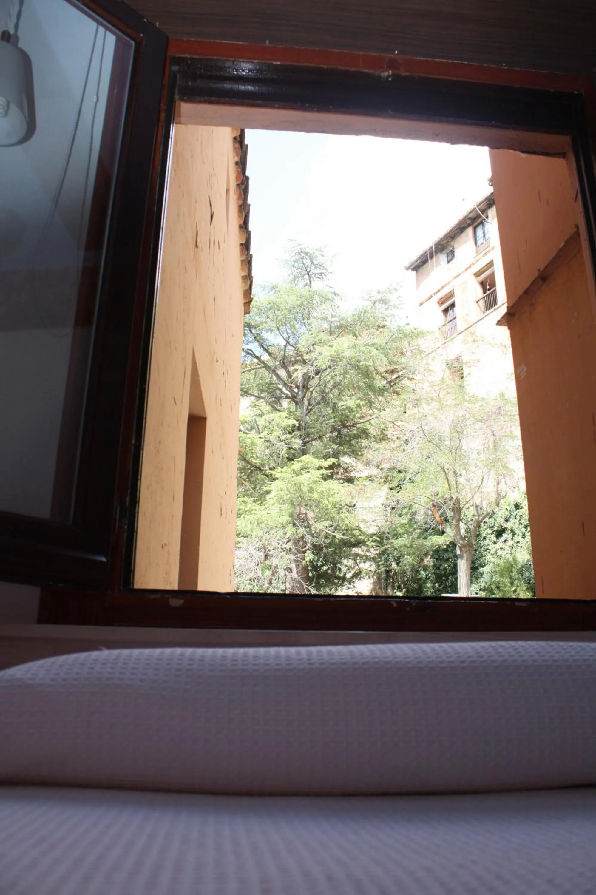 Day, Bed in Hotel Mesón del Gallo