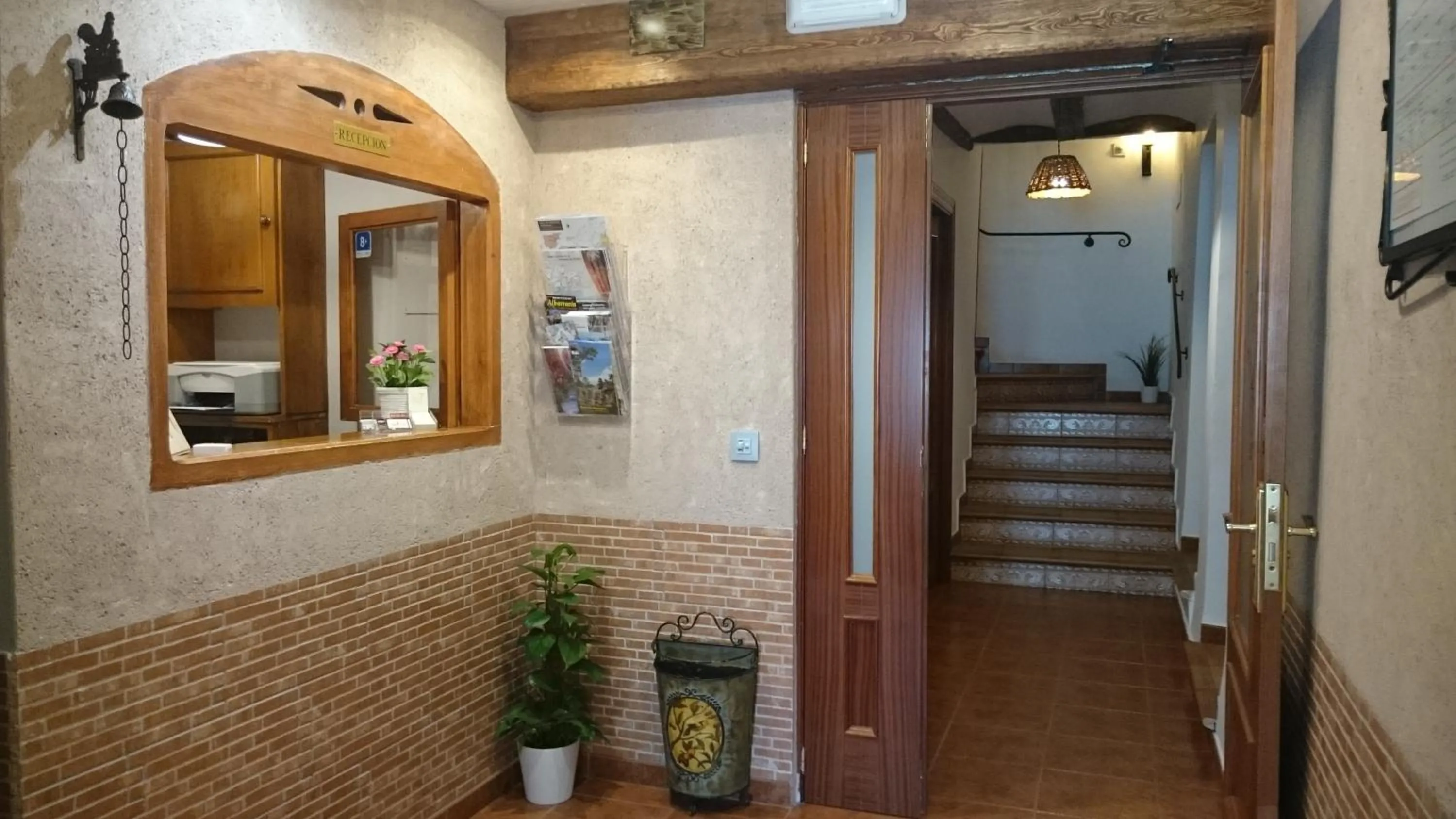 Decorative detail in Hotel Mesón del Gallo