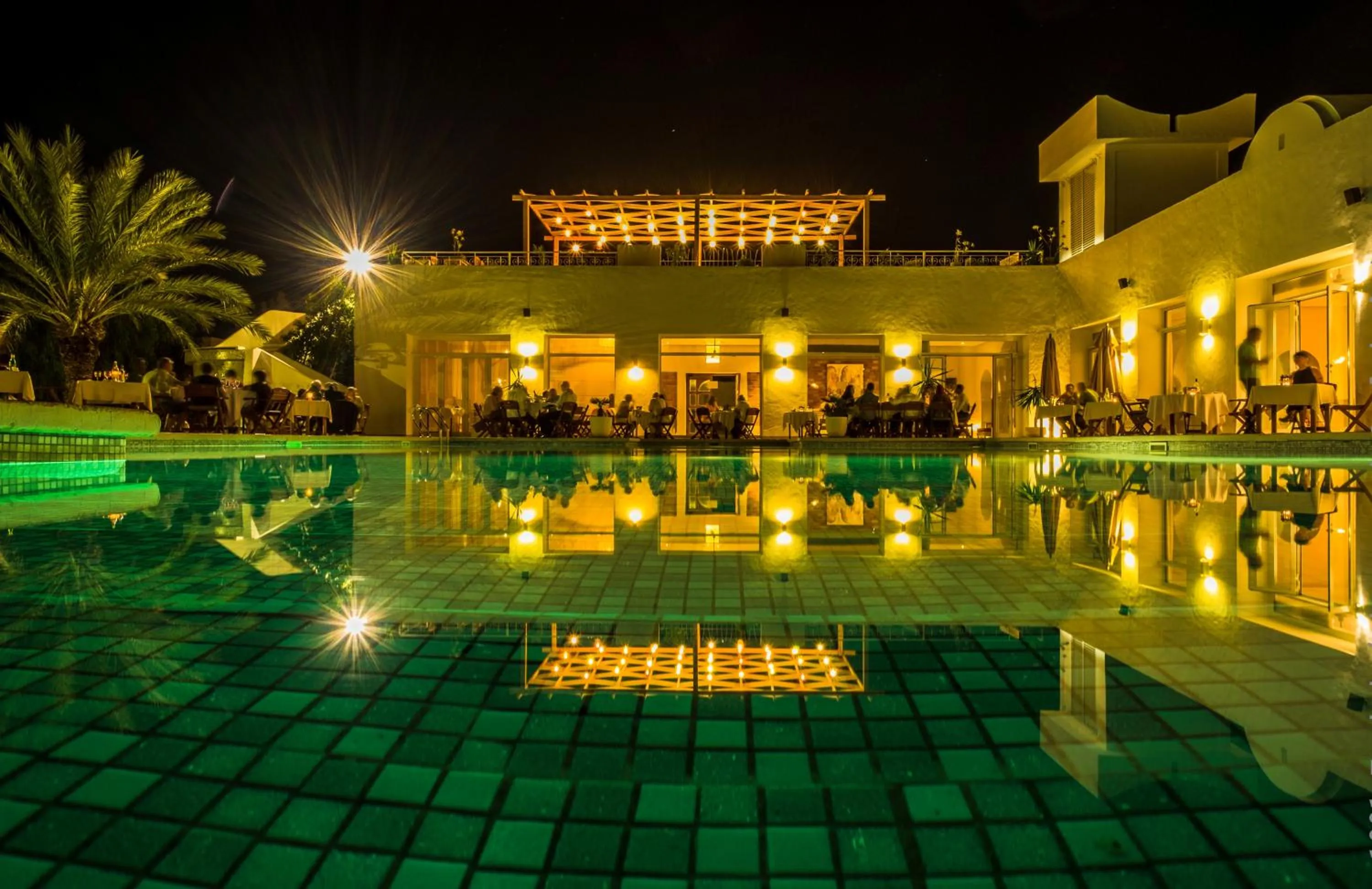 Swimming pool in Les Jardins de Toumana