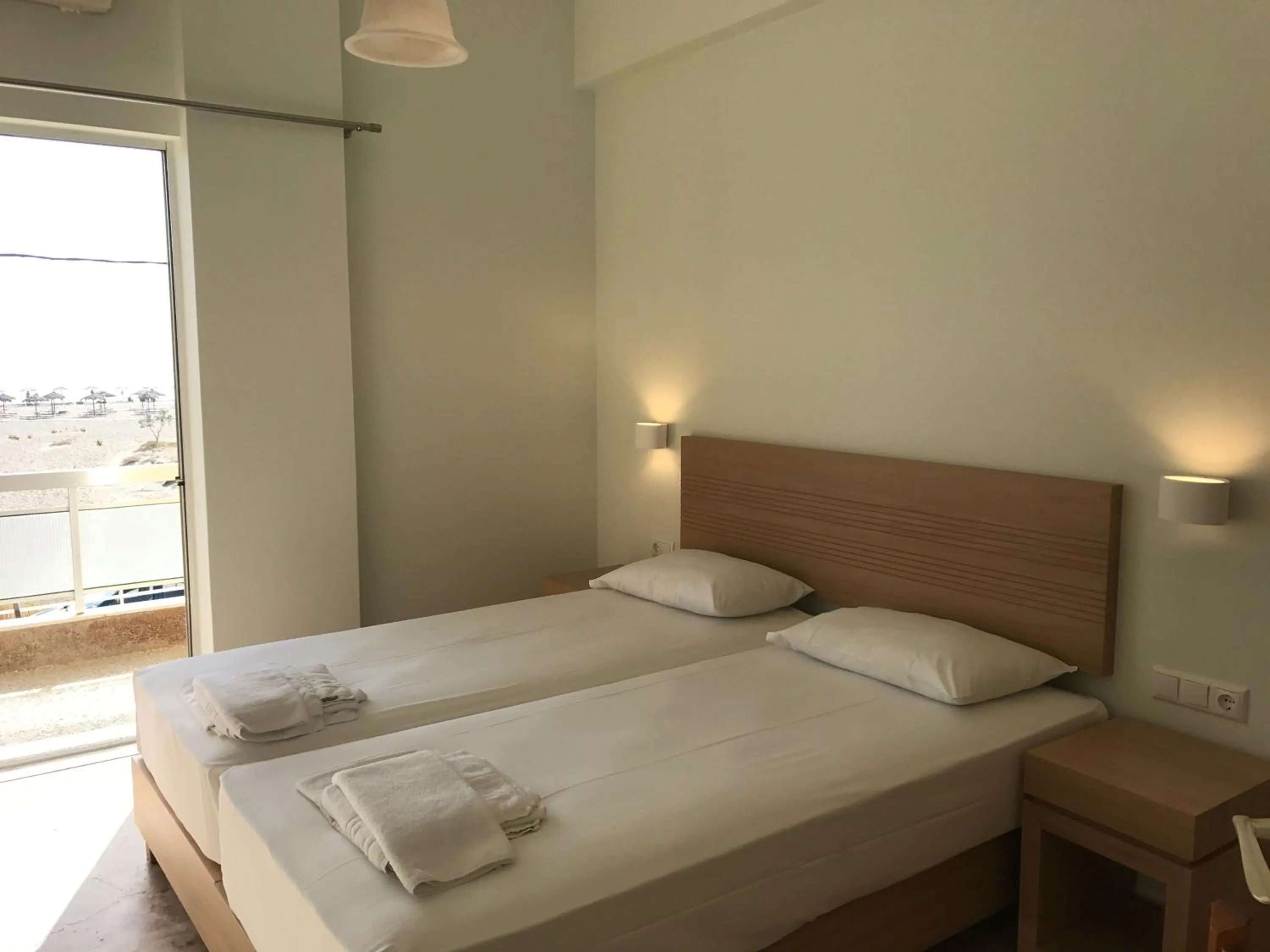 Balcony/Terrace, Bed in Neapolis Apartments