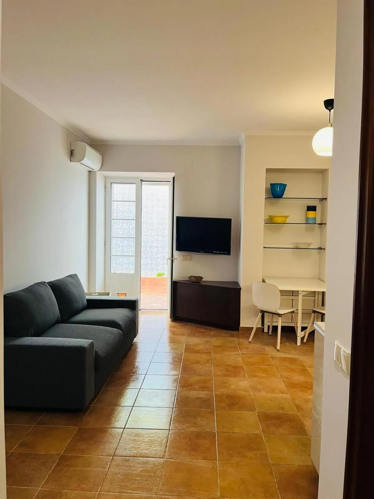 TV and multimedia in Senhor Gigi