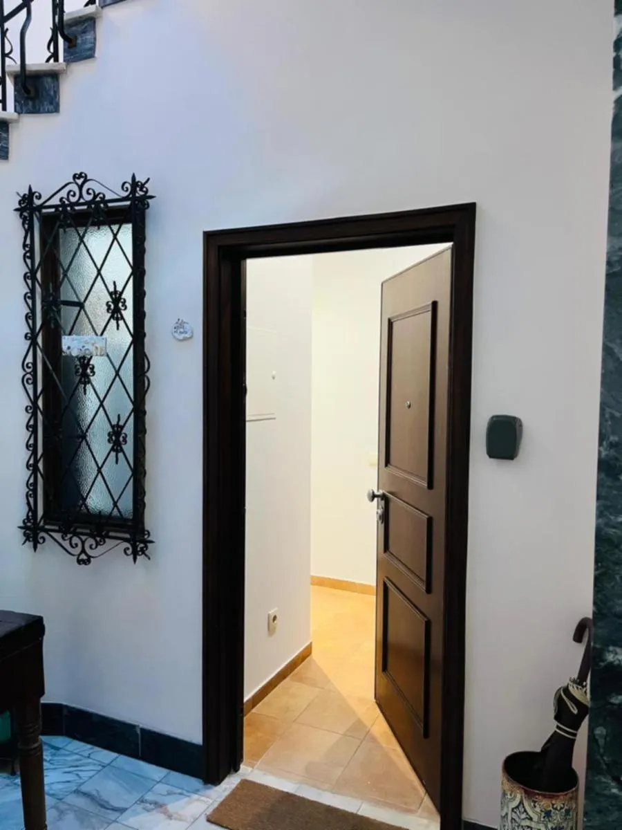 Facade/entrance in Senhor Gigi