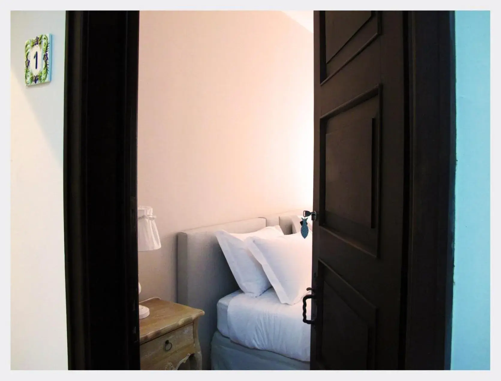 Bedroom, Bed in Senhor Gigi Bedroom, Bed in Senhor Gigi