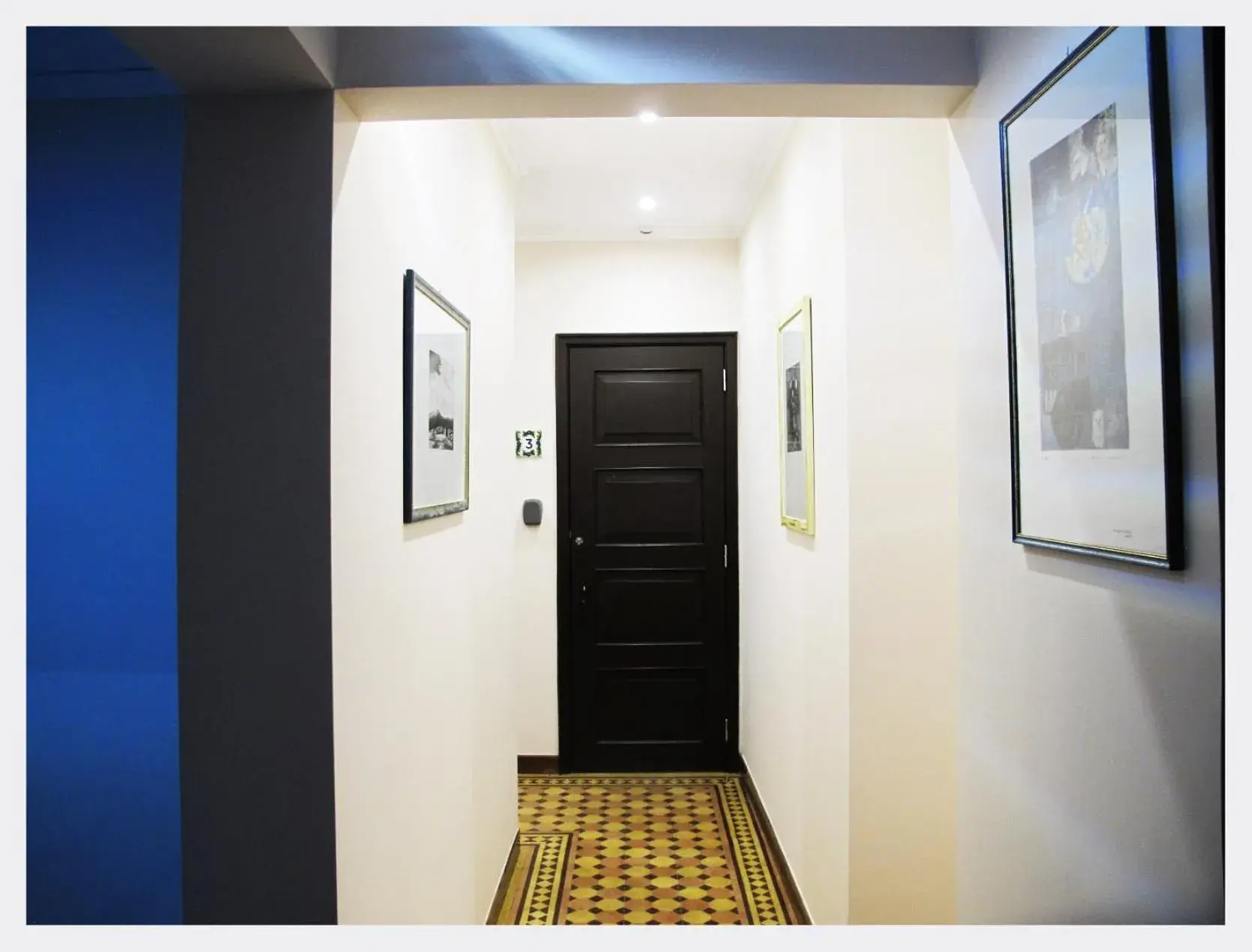 Facade/entrance in Senhor Gigi Facade/entrance in Senhor Gigi