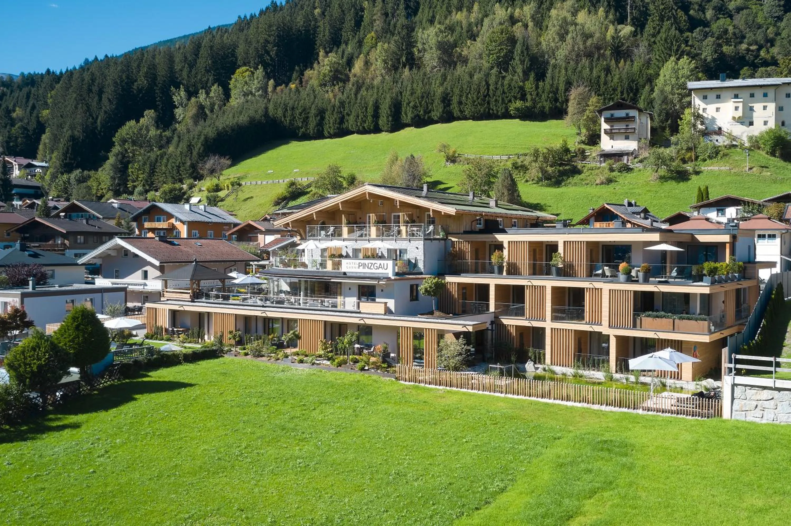 Property building in Hotel Garni Pinzgau, Fabian Hüttl