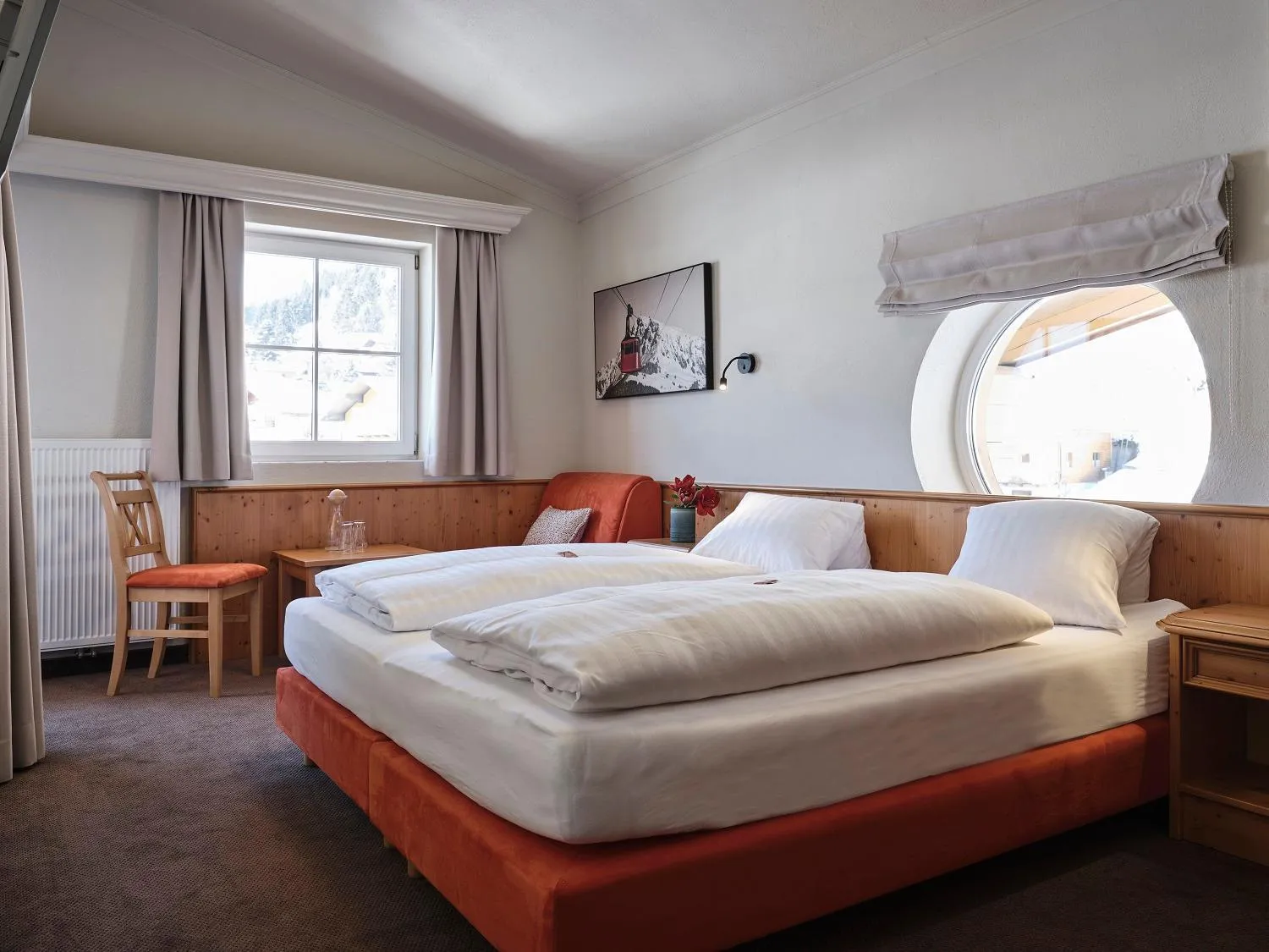 Photo of the whole room, Bed in Hotel Garni Pinzgau, Fabian Hüttl