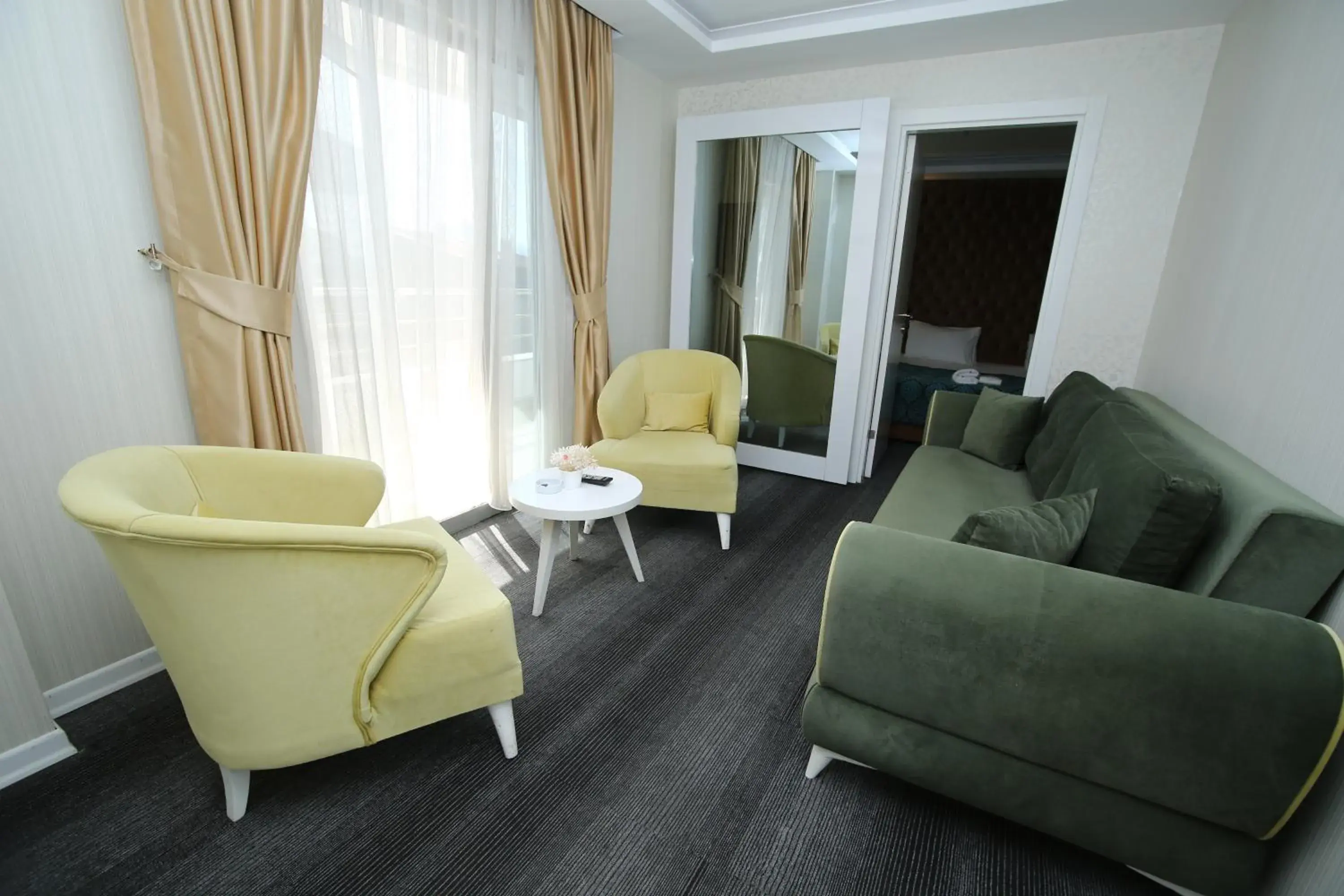 Suite with Balcony in Grand Silay Hotel Suite with Balcony in Grand Silay Hotel
