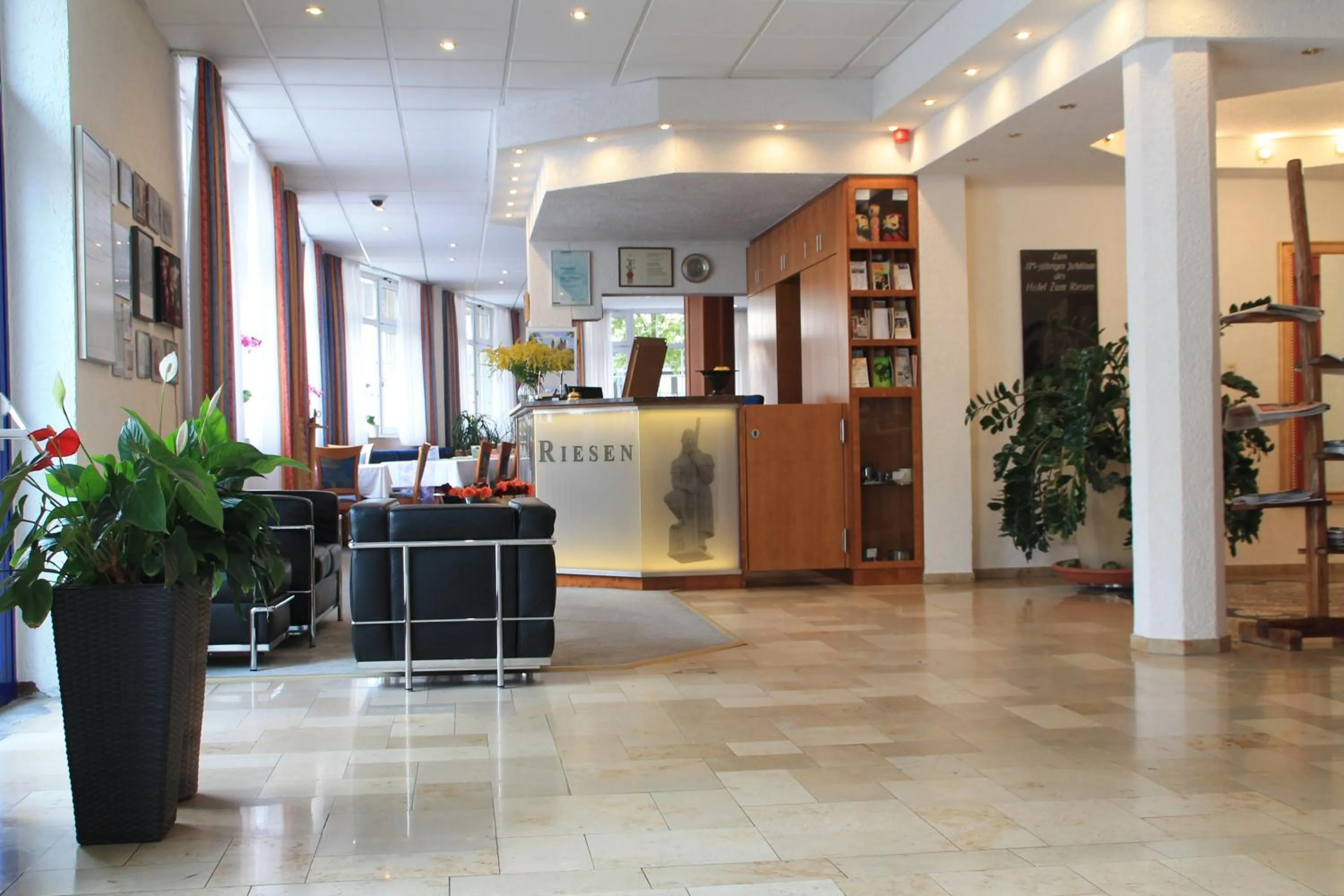 Lobby or reception in RIESENjunior Hanau by Trip Inn