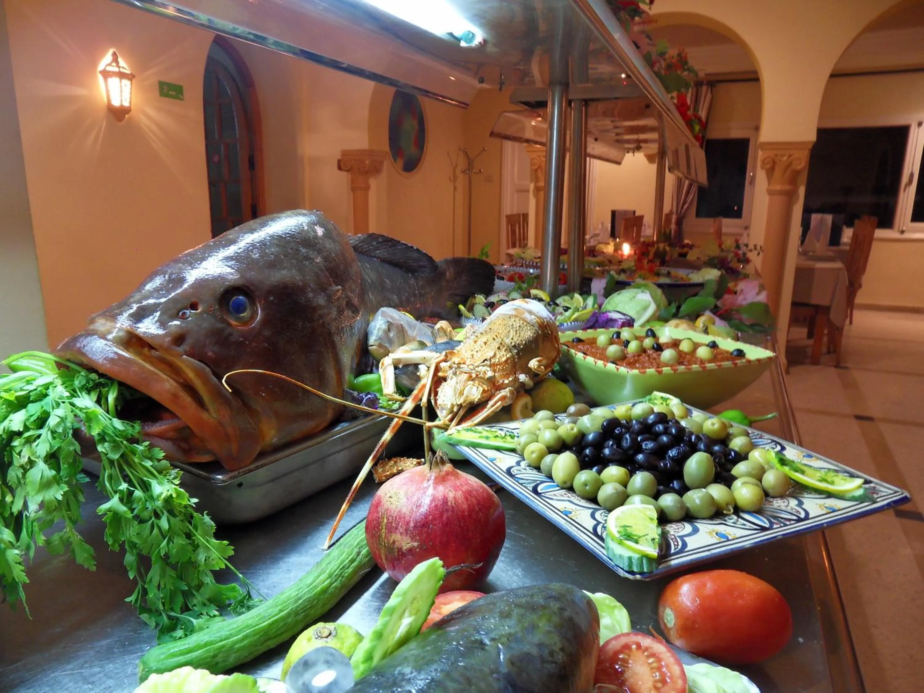 Food in Hôtel LES MIMOSAS TABARKA