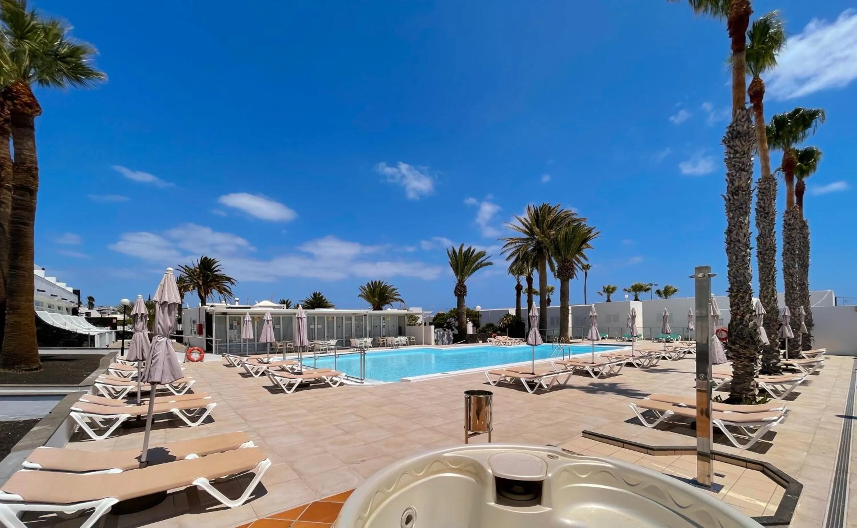 Swimming pool in Apartamentos Orly Club Arena Dorada