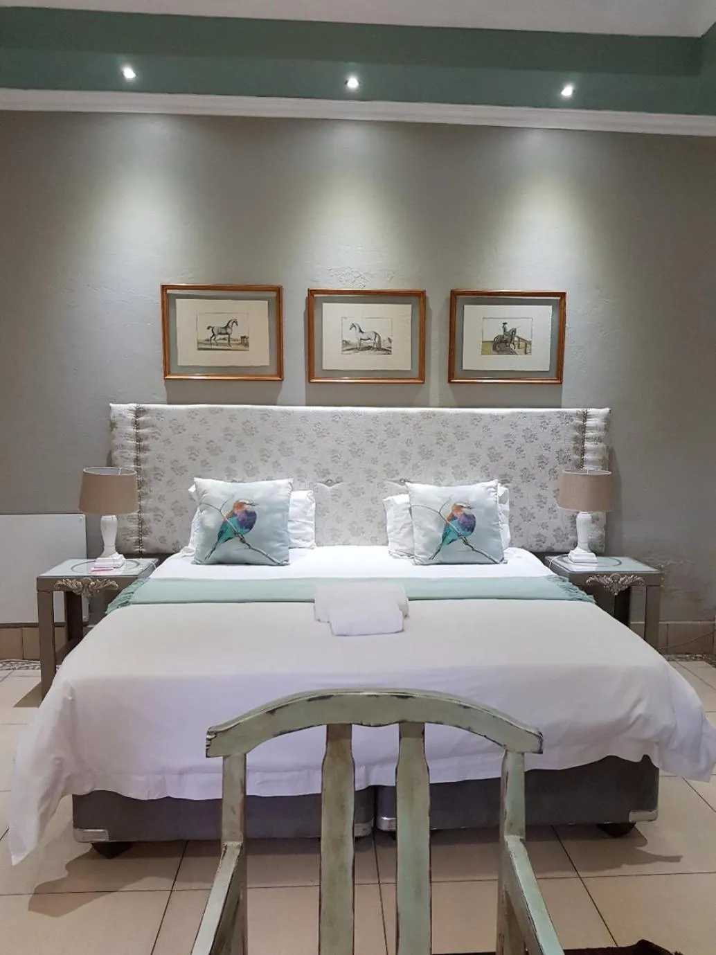 Bedroom, Bed in Pheasant Hill Bed and Breakfast