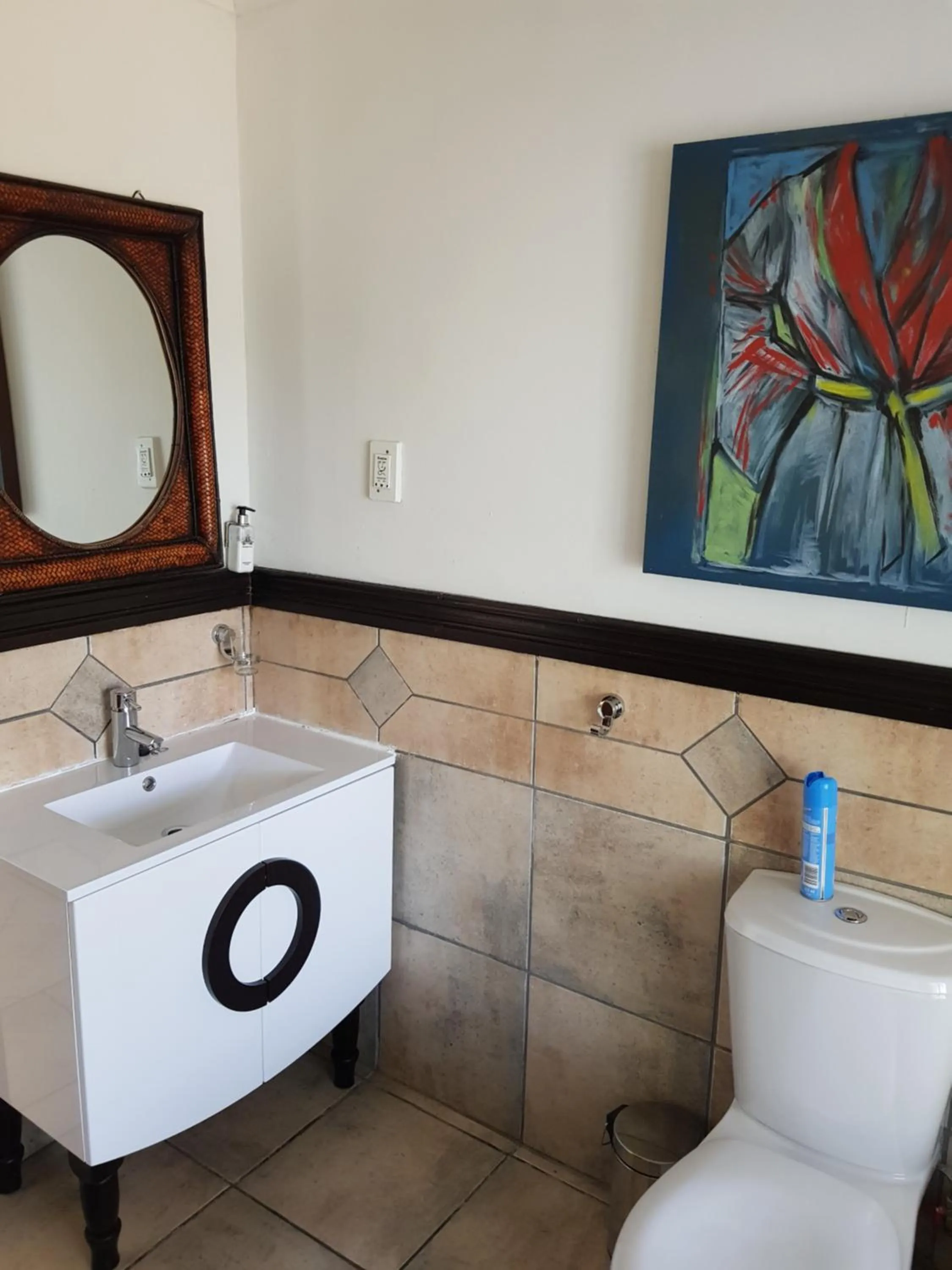 Bathroom in Pheasant Hill Bed and Breakfast