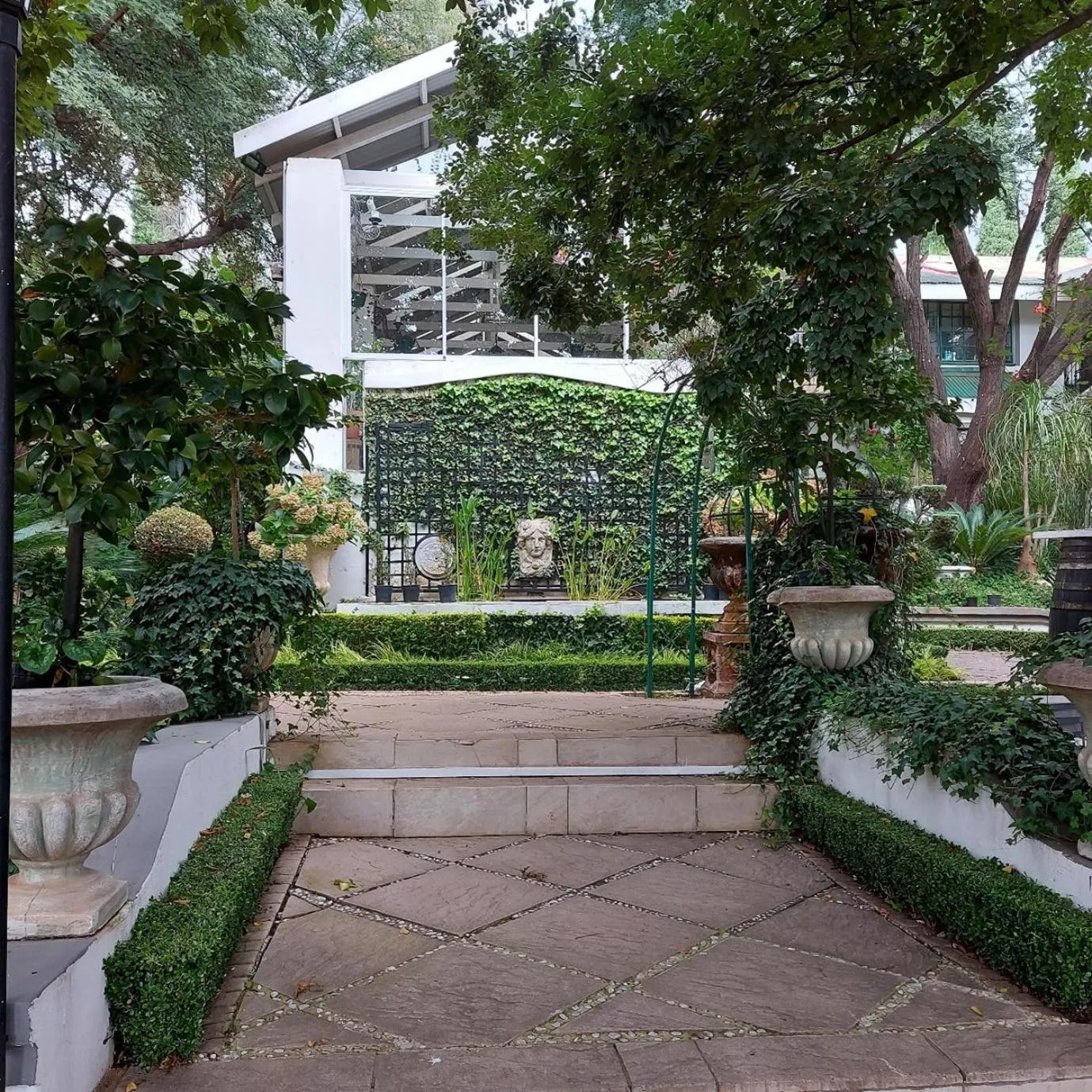 Property building in Pheasant Hill Bed and Breakfast