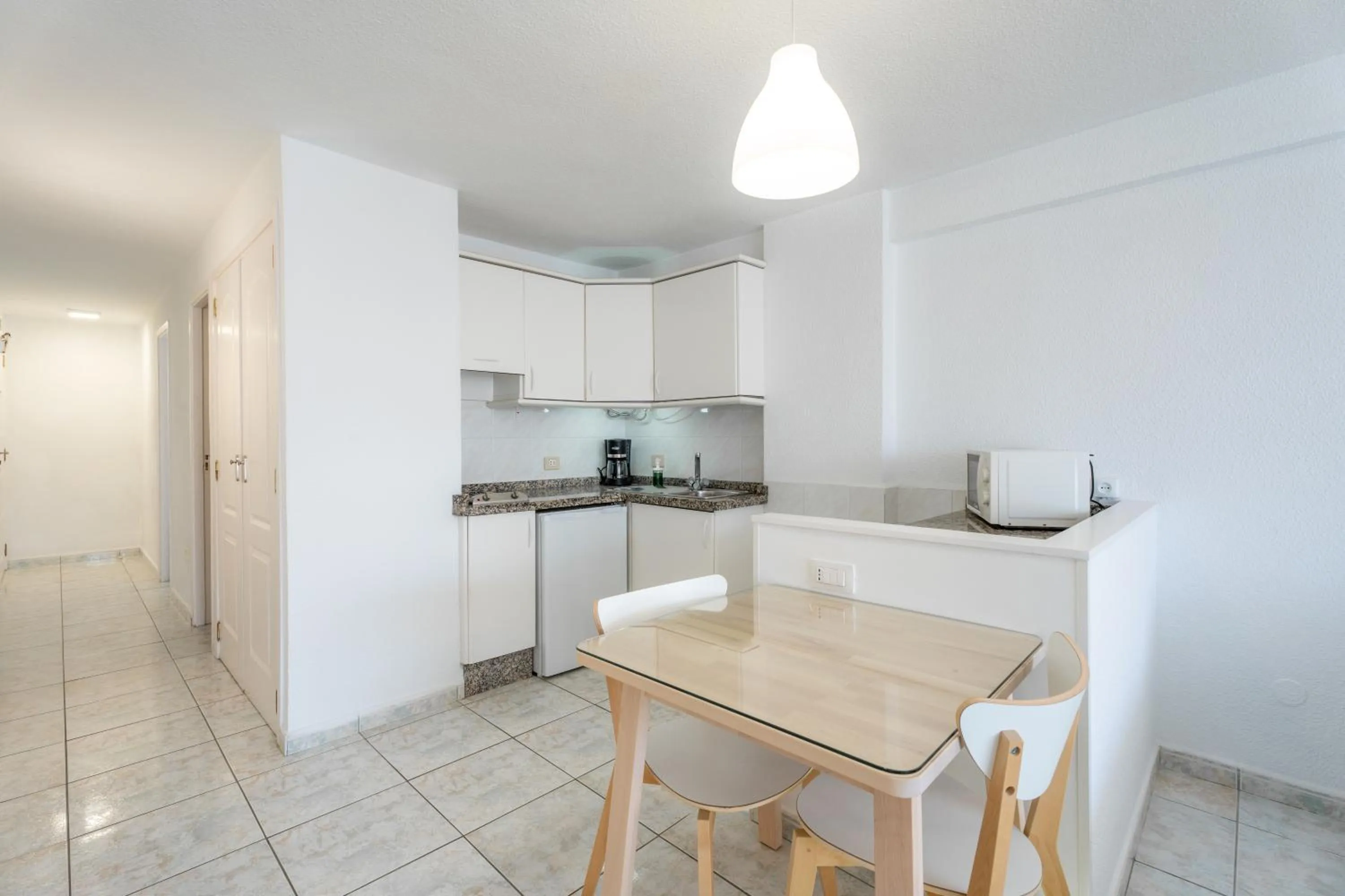 Kitchen or kitchenette in Apartamentos Borinquen