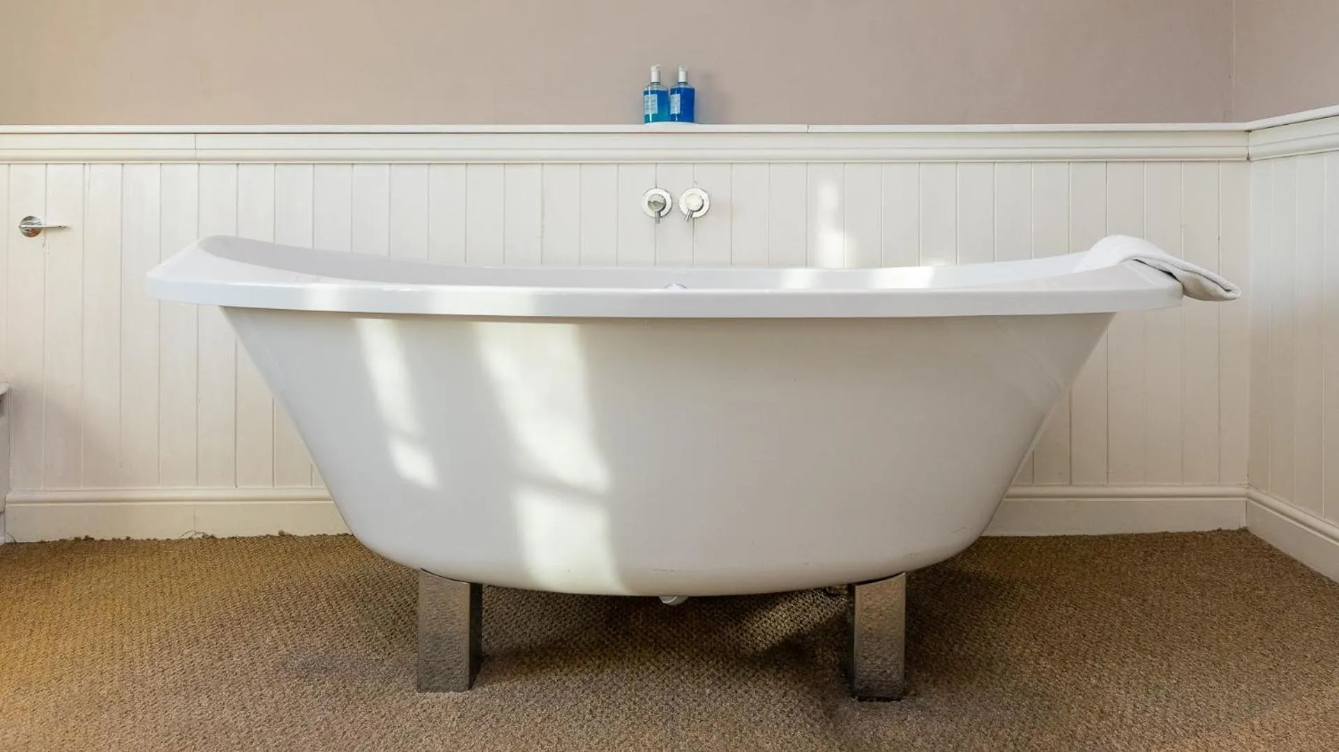 Bathroom in The Sibson Inn Hotel