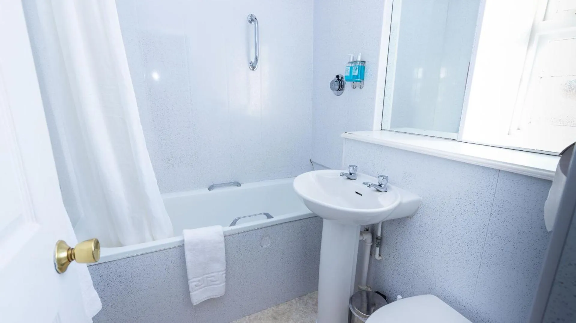 Bathroom in The Sibson Inn Hotel