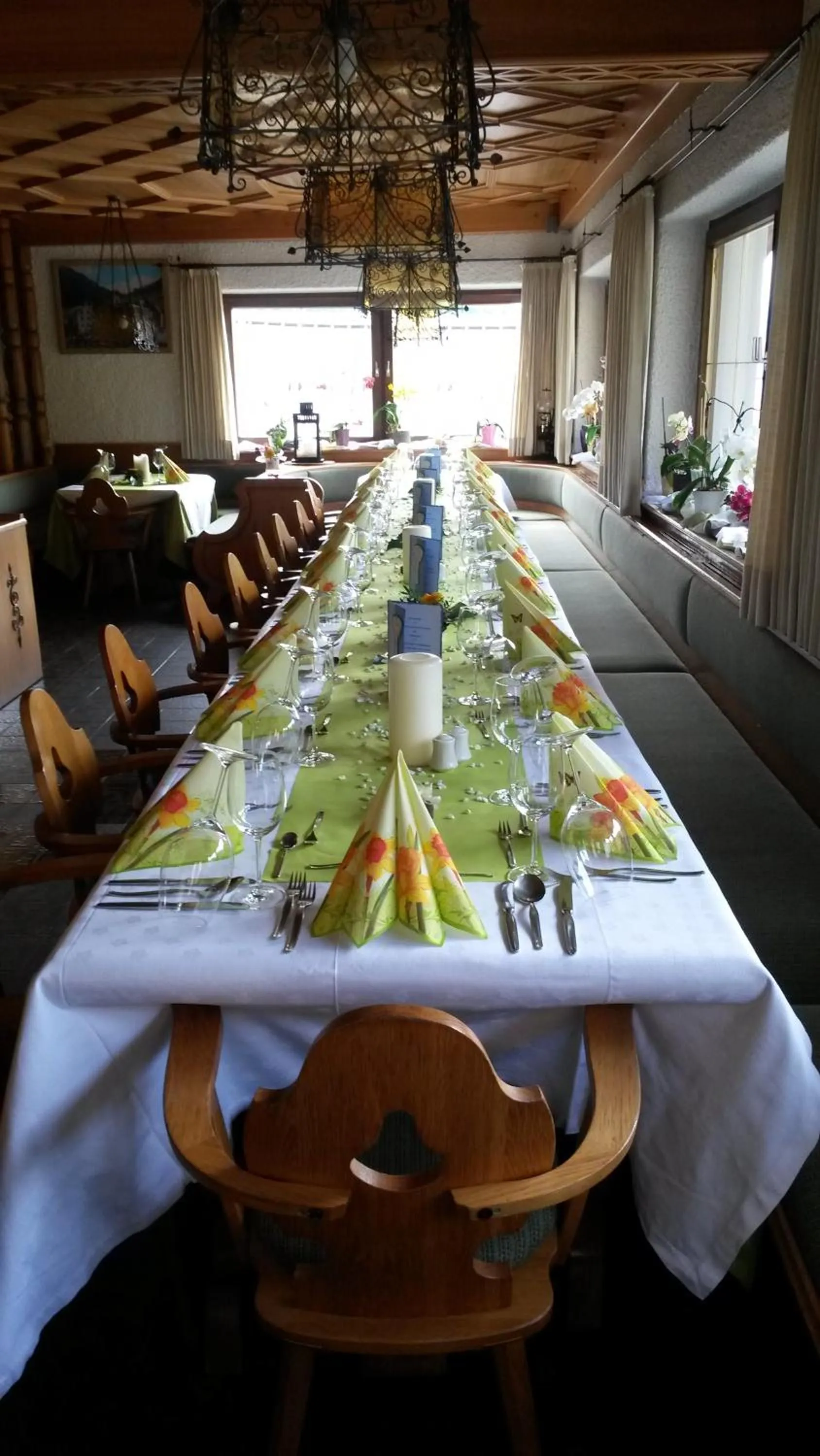 Restaurant/places to eat in Hotel Edelweiss