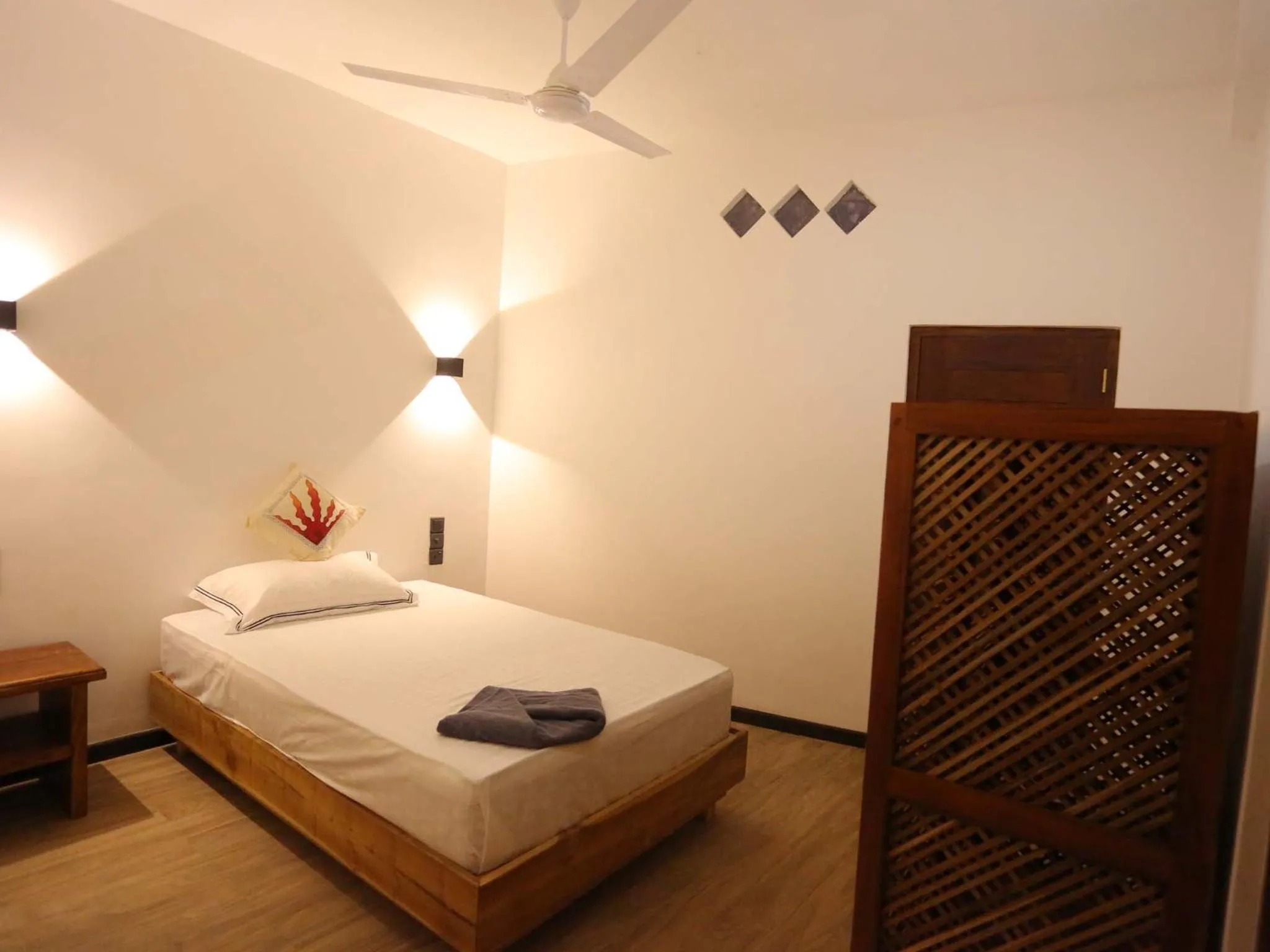 Bedroom, Bed in Rawanaz