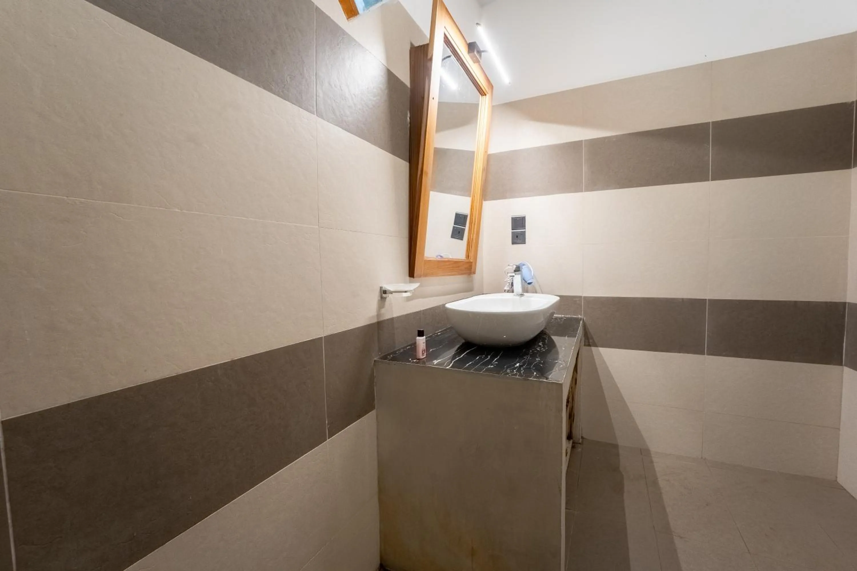 Bathroom in Rawanaz