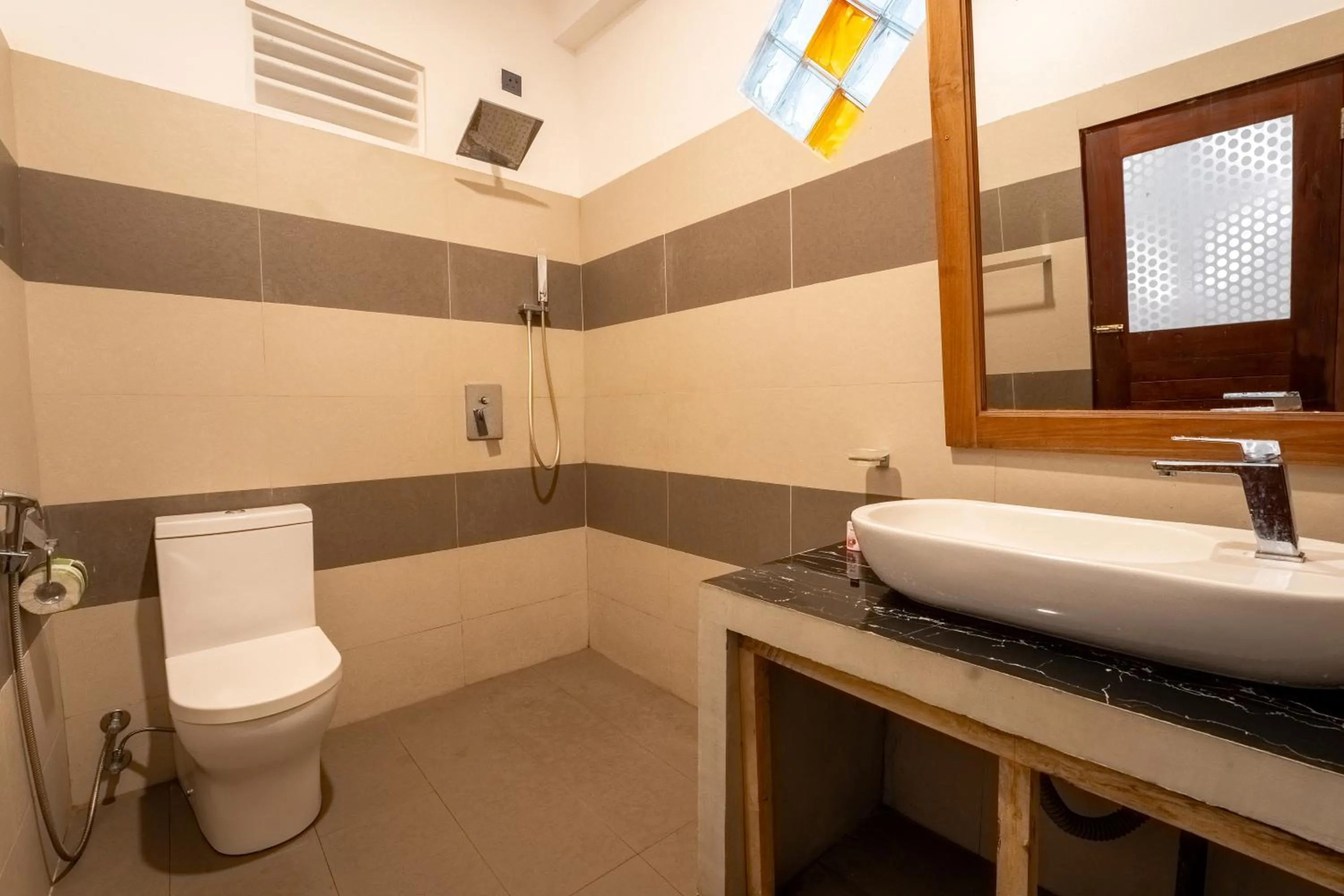 Bathroom in Rawanaz