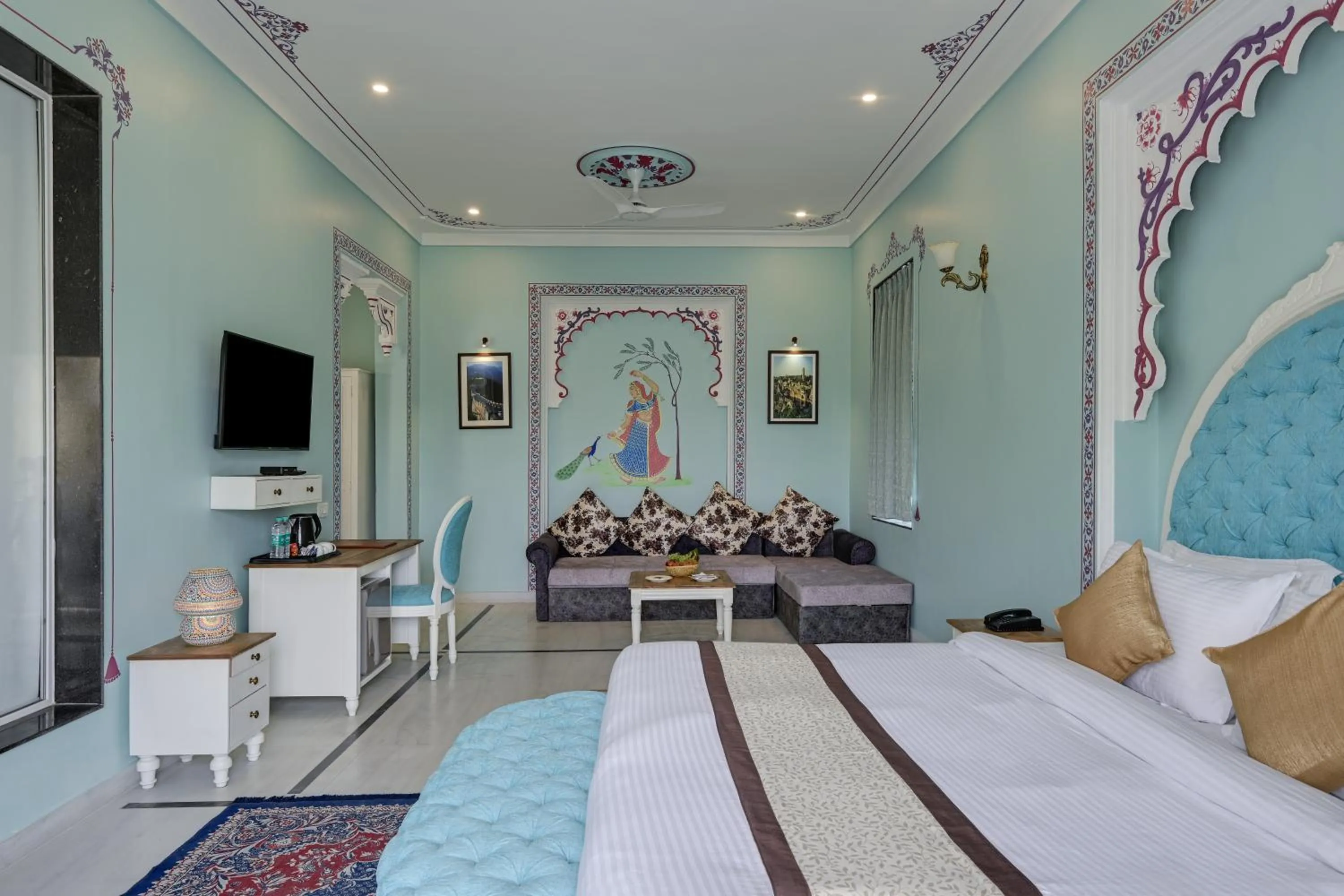 Seating area, Bed in The Everest Hill Resort & Spa-Kumbhalgarh