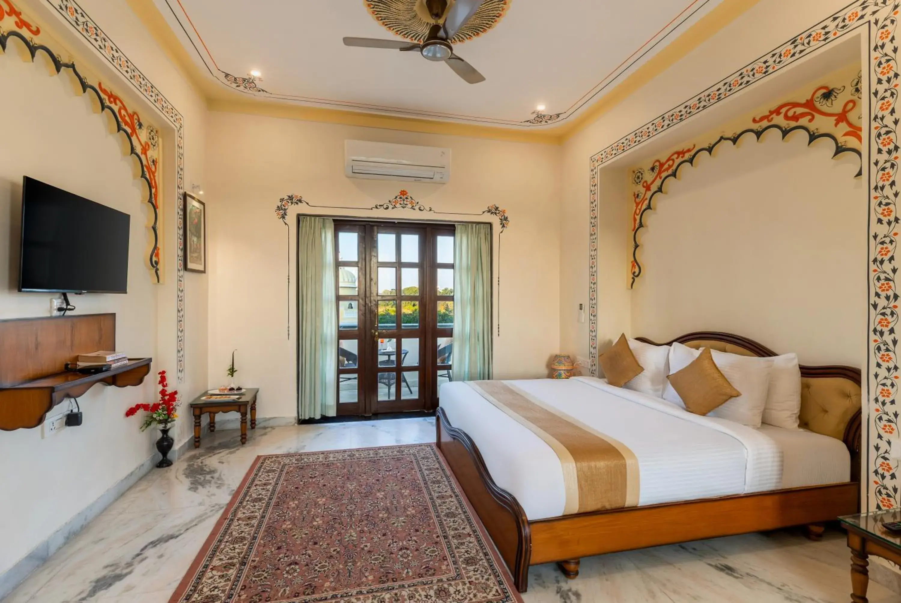 Everest Semi Suite in The Everest Hill Resort & Spa-Kumbhalgarh Everest Semi Suite in The Everest Hill Resort & Spa-Kumbhalgarh