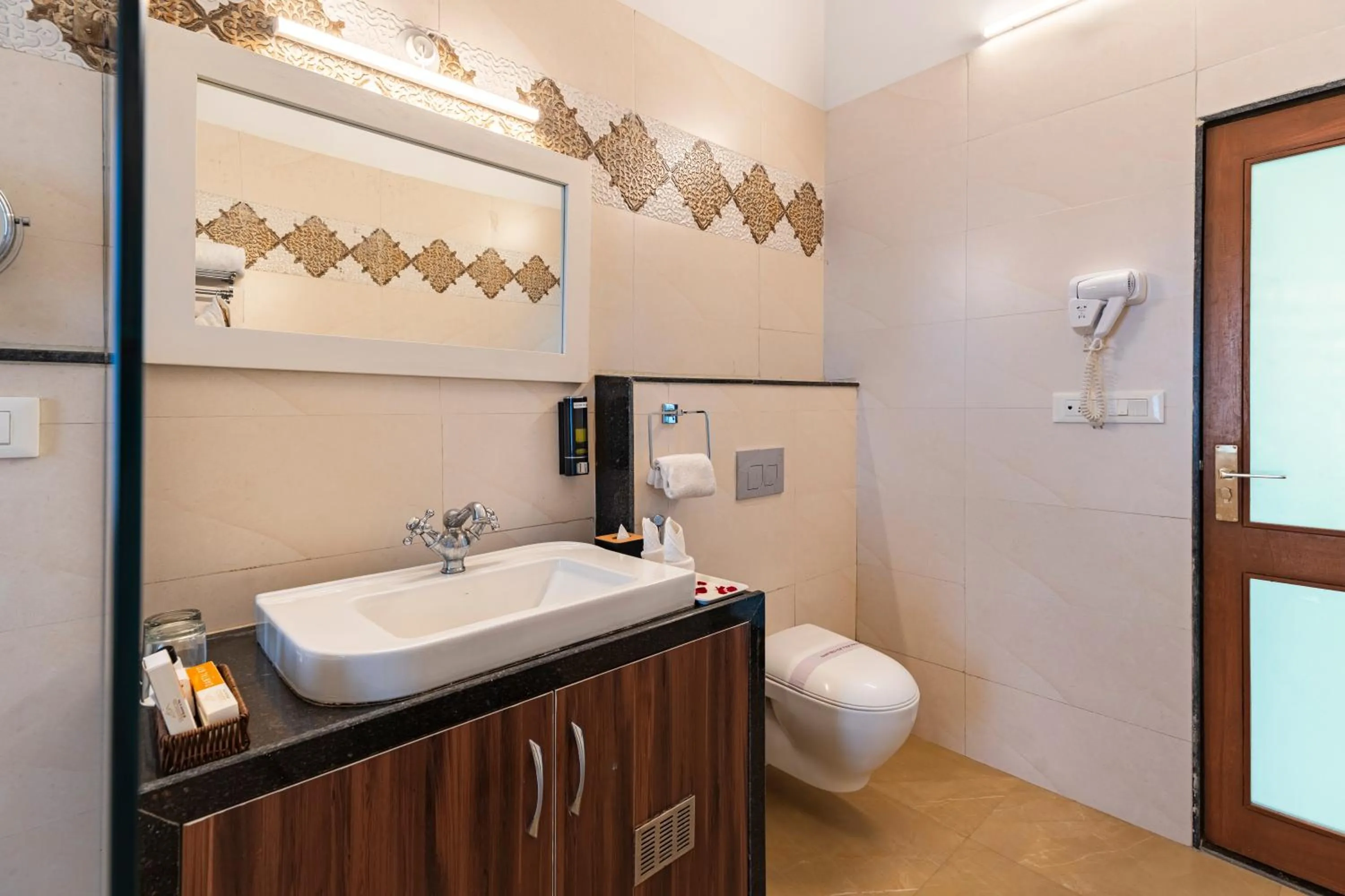 Bathroom in The Everest Hill Resort & Spa-Kumbhalgarh