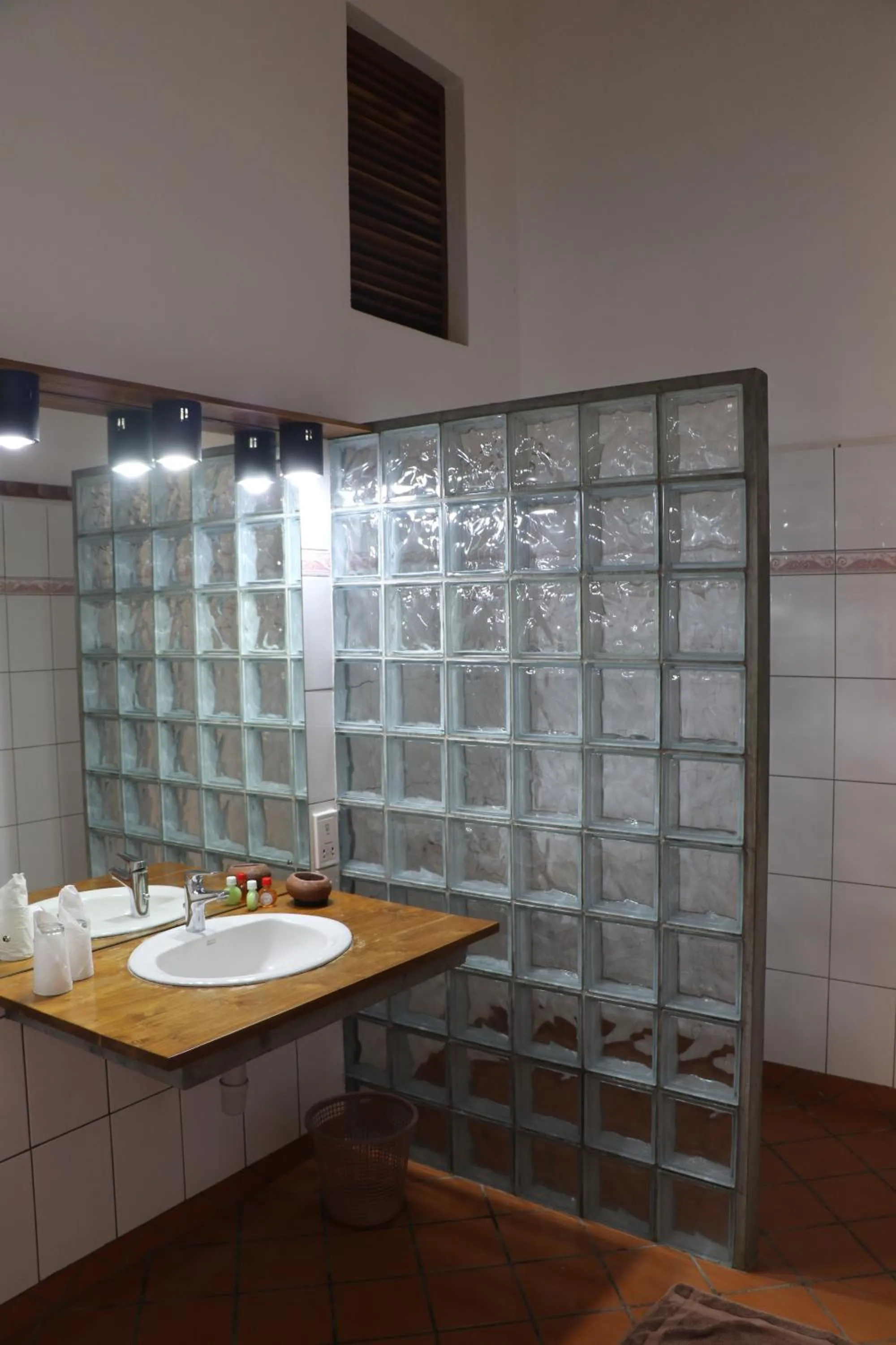 Hibiscus Garden Hotel