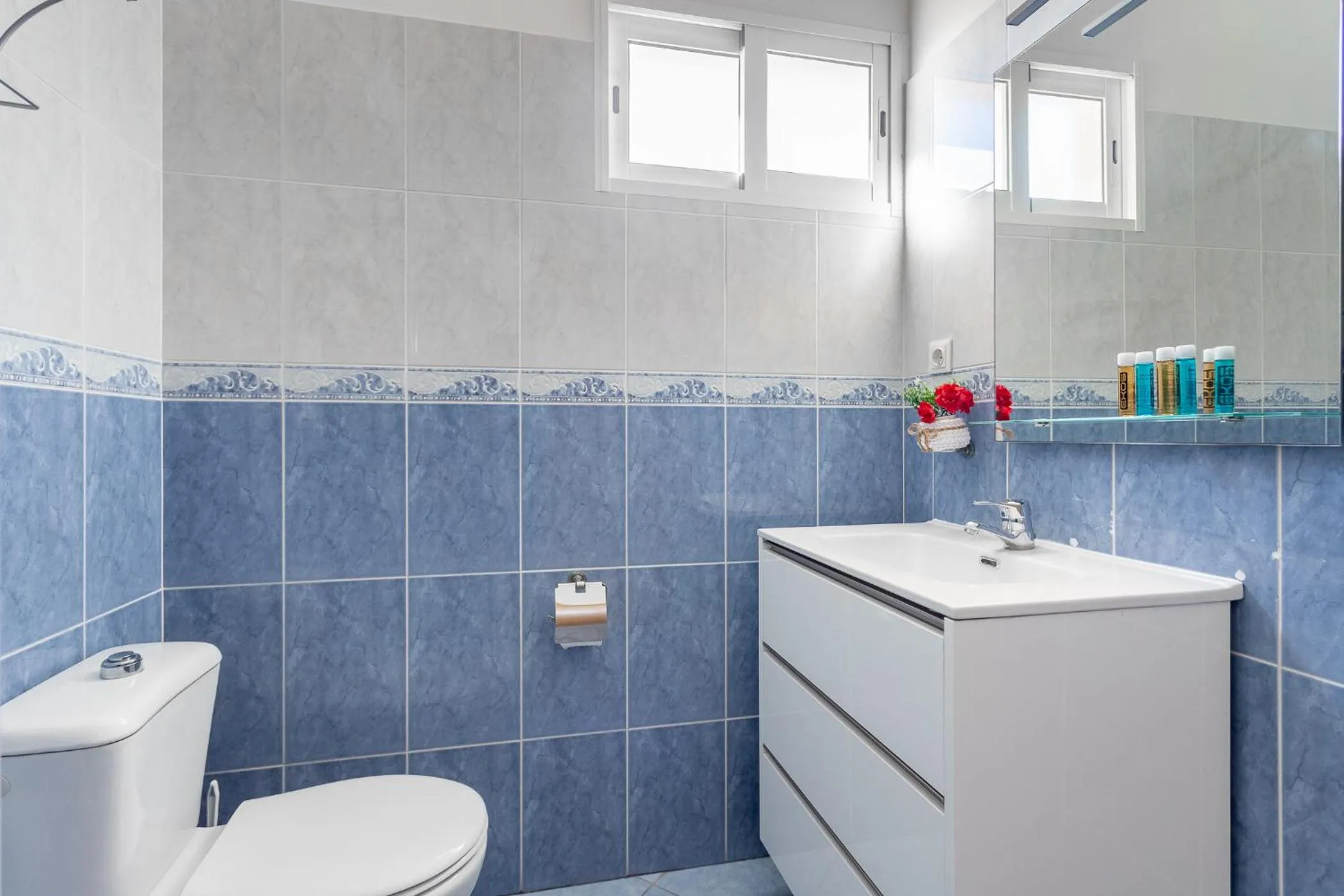 Bathroom in Apartamentos Mirador