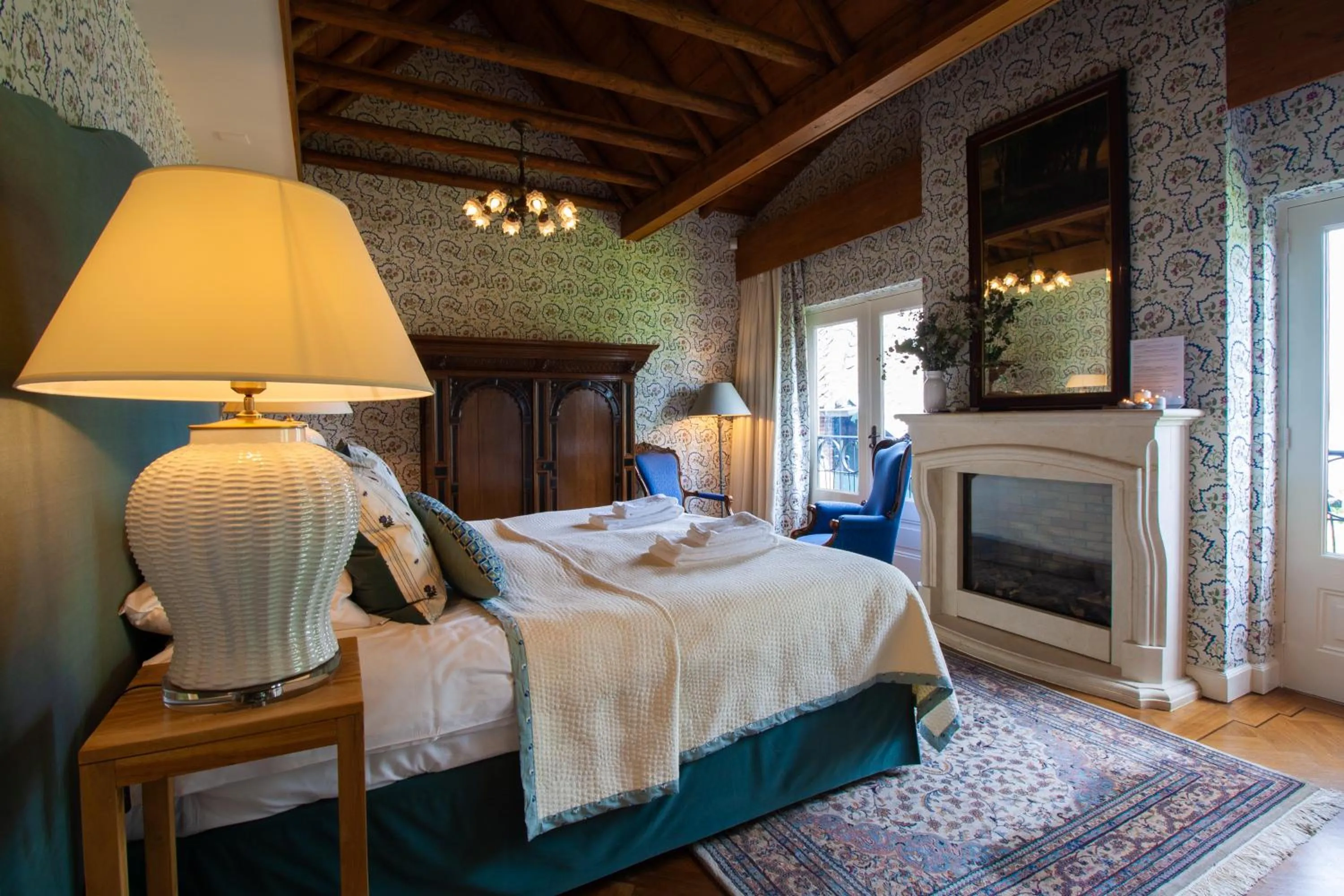 Bedroom, Bed in Villa Veertien