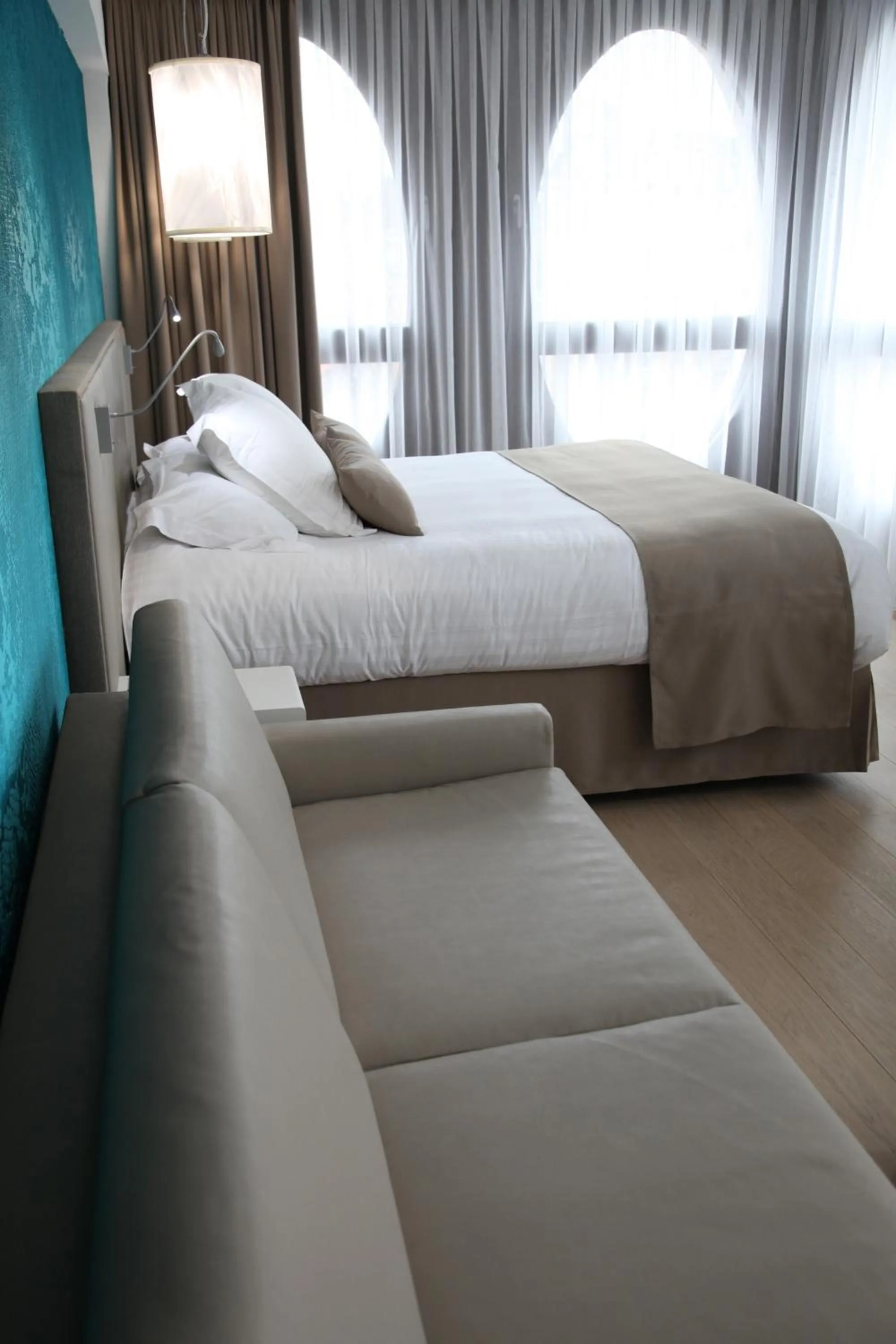 Bed in Best Western Premier Why Hotel