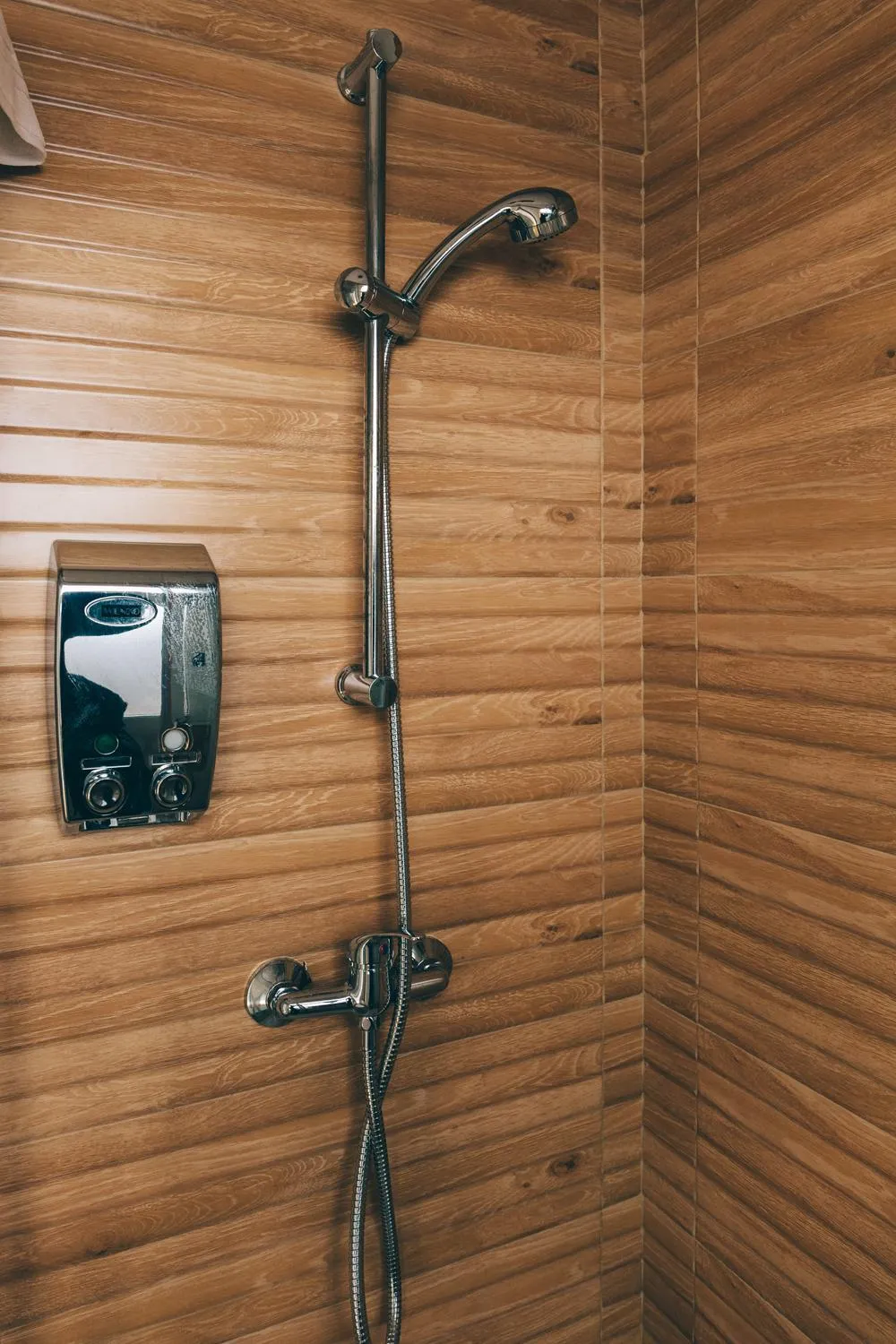 Bathroom in Alcázar de María